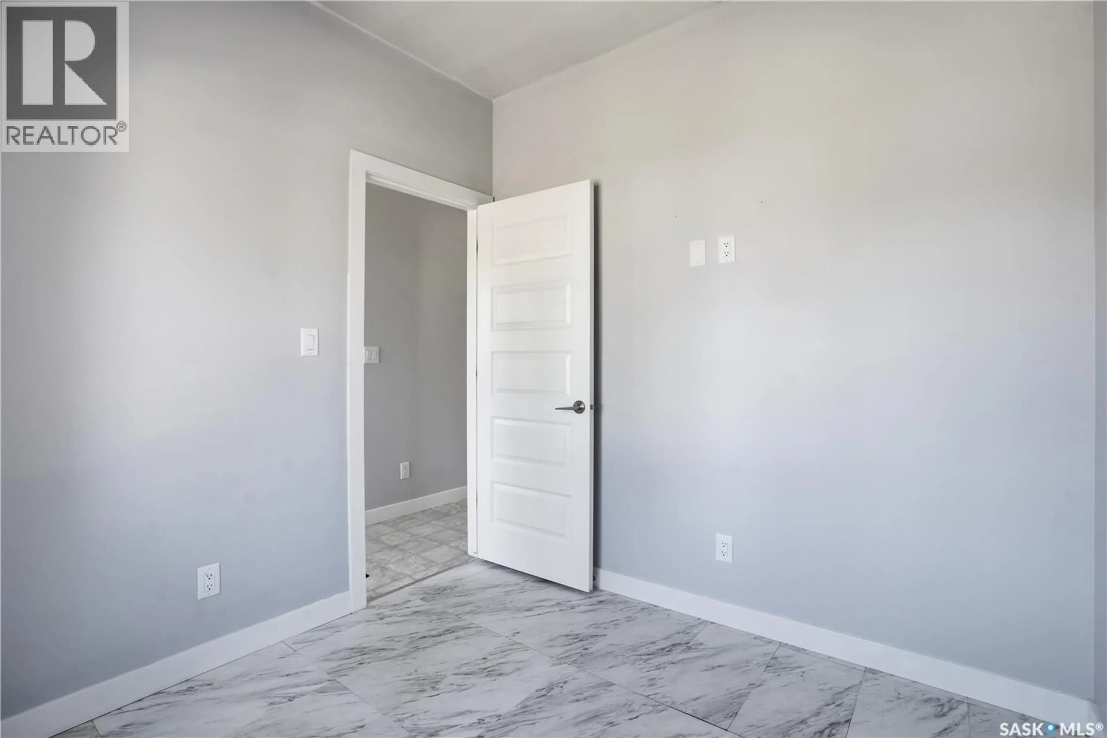 A pic of a room for 2168 WASCANA STREET, Regina Saskatchewan S4T4J9