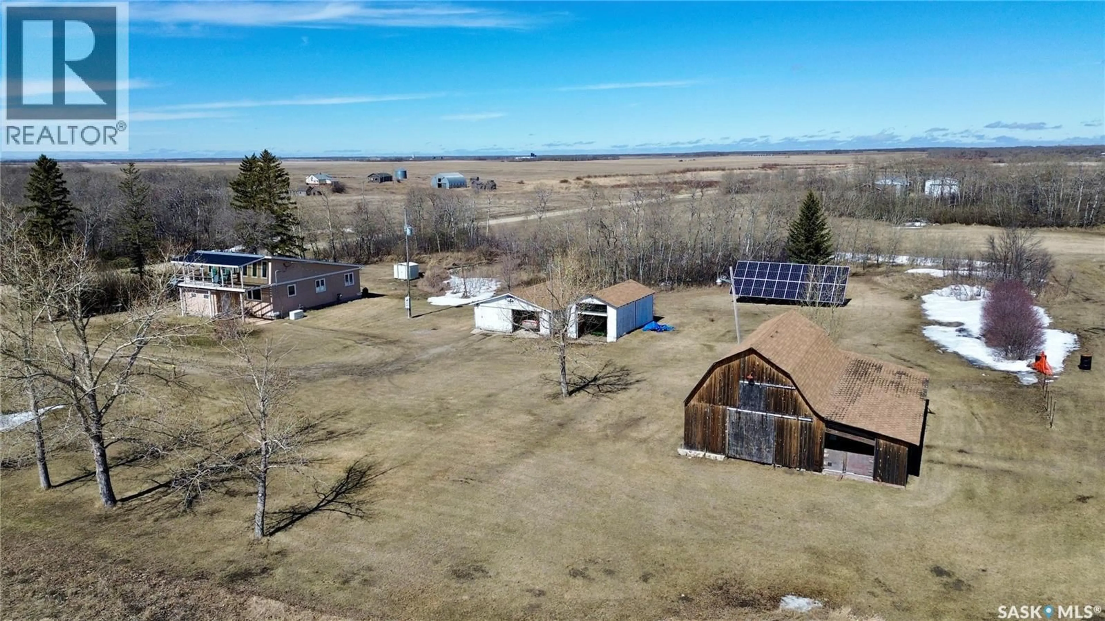 A pic from outside/outdoor area/front of a property/back of a property/a pic from drone, water/lake/river/ocean view for WAUGH ACREAGE, Edenwold Rm No.158 Saskatchewan S0G5K0
