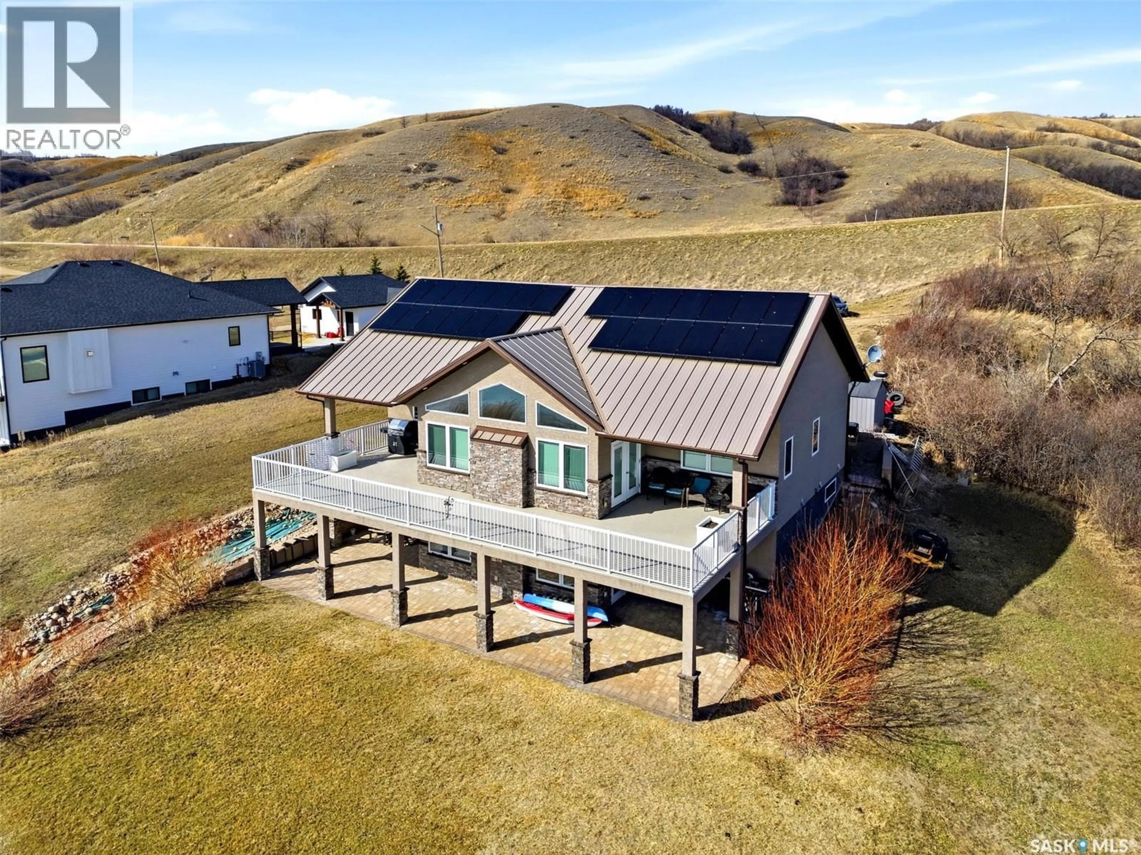 A pic from outside/outdoor area/front of a property/back of a property/a pic from drone, water/lake/river/ocean view for 754 GROOMES VISTA ROAD, North Qu'Appelle Rm No. 187 Saskatchewan S0G1S0