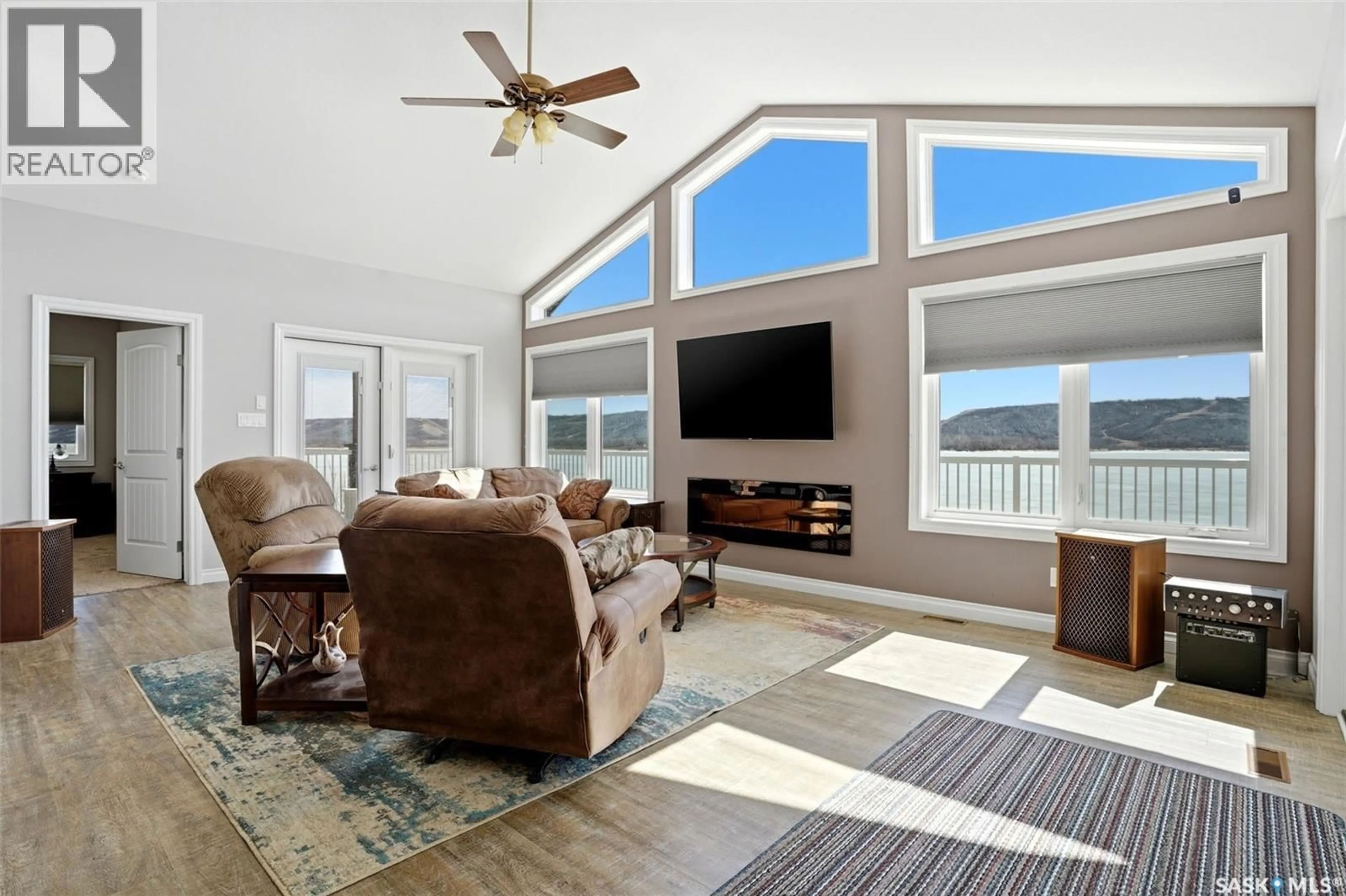 Living room with furniture, unknown for 754 GROOMES VISTA ROAD, North Qu'Appelle Rm No. 187 Saskatchewan S0G1S0