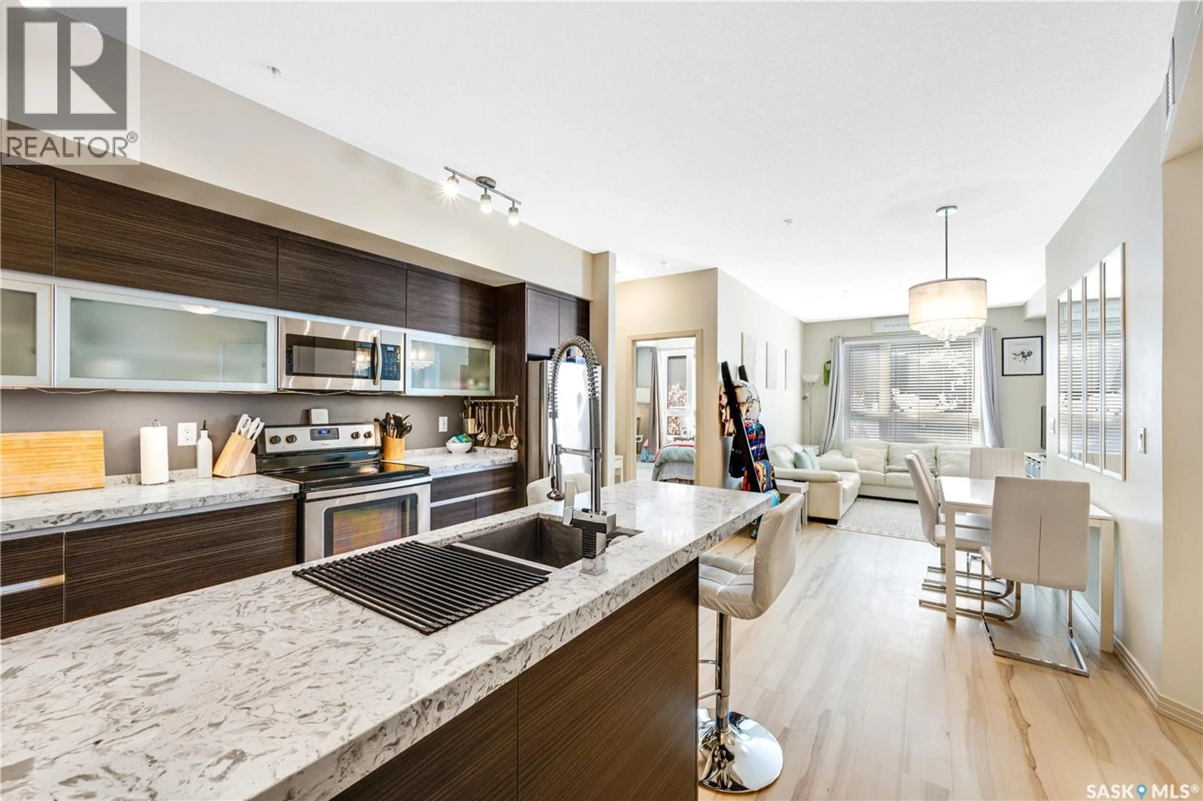 Open concept kitchen, unknown for 104 223 EVERGREEN SQUARE, Saskatoon Saskatchewan S7W0W2