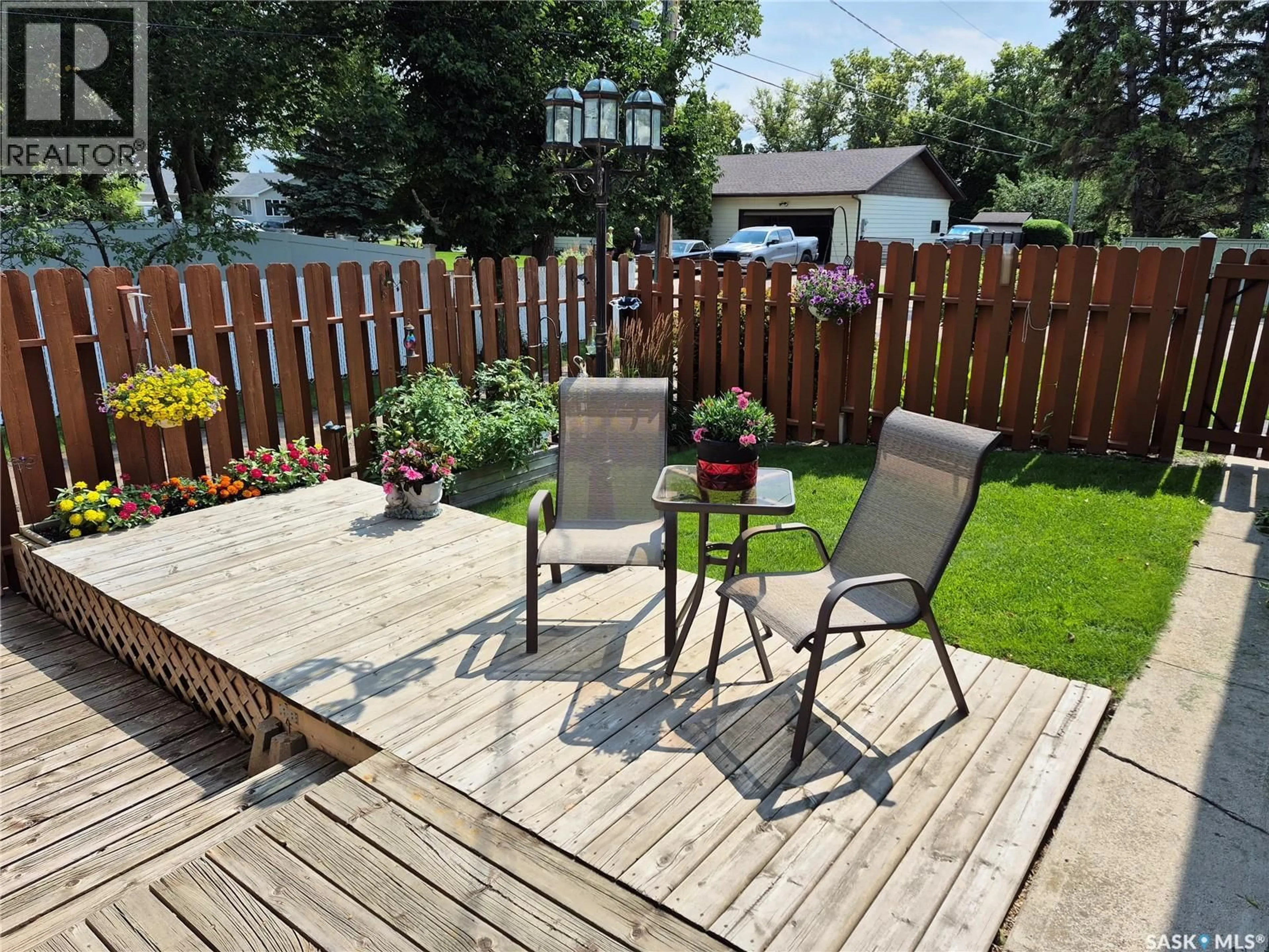 Patio, water/lake/river/ocean view for 329 DOUGLASS STREET, Outlook Saskatchewan S0L2N0