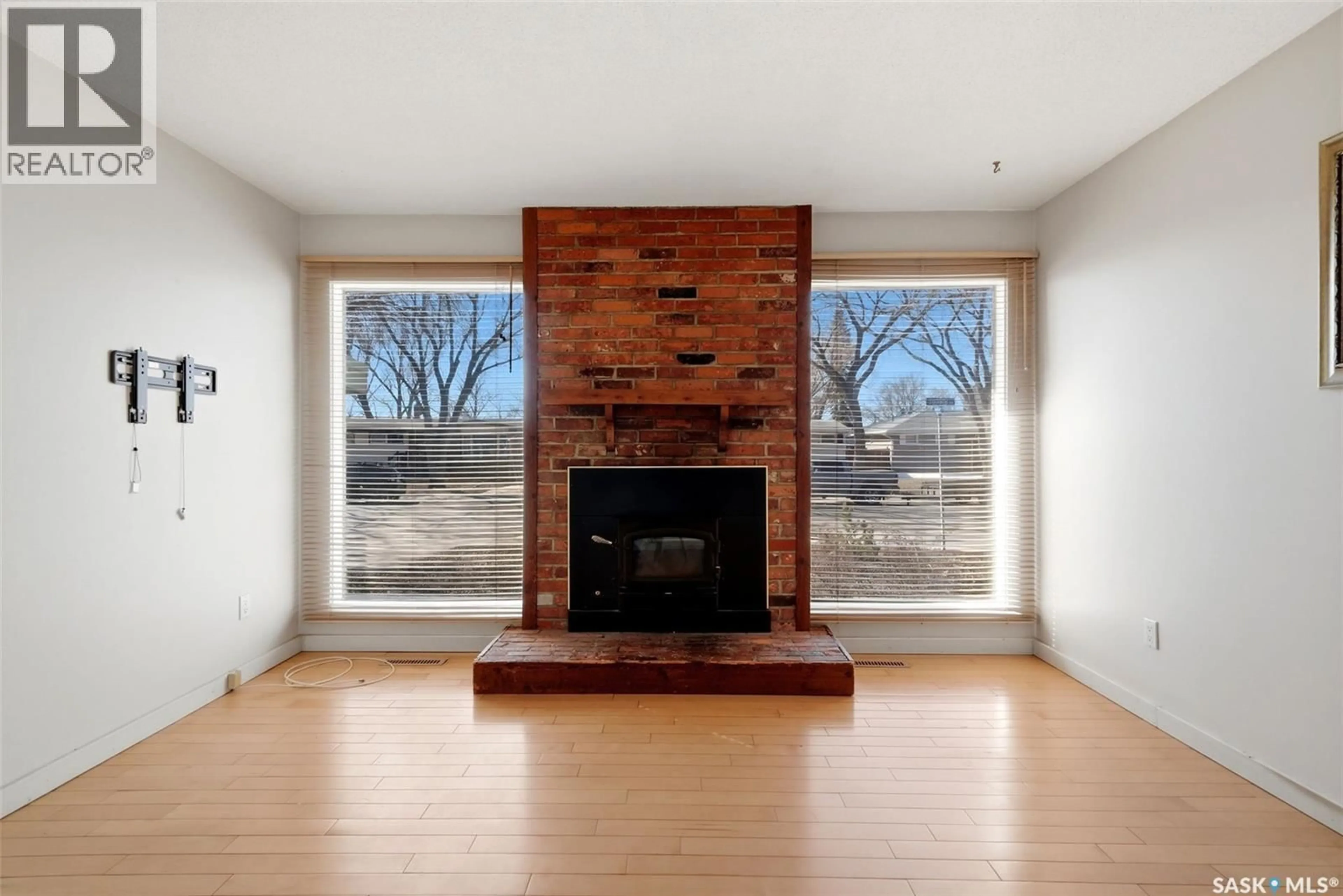 Unknown for 504 SHANNON ROAD, Regina Saskatchewan S4S5J5