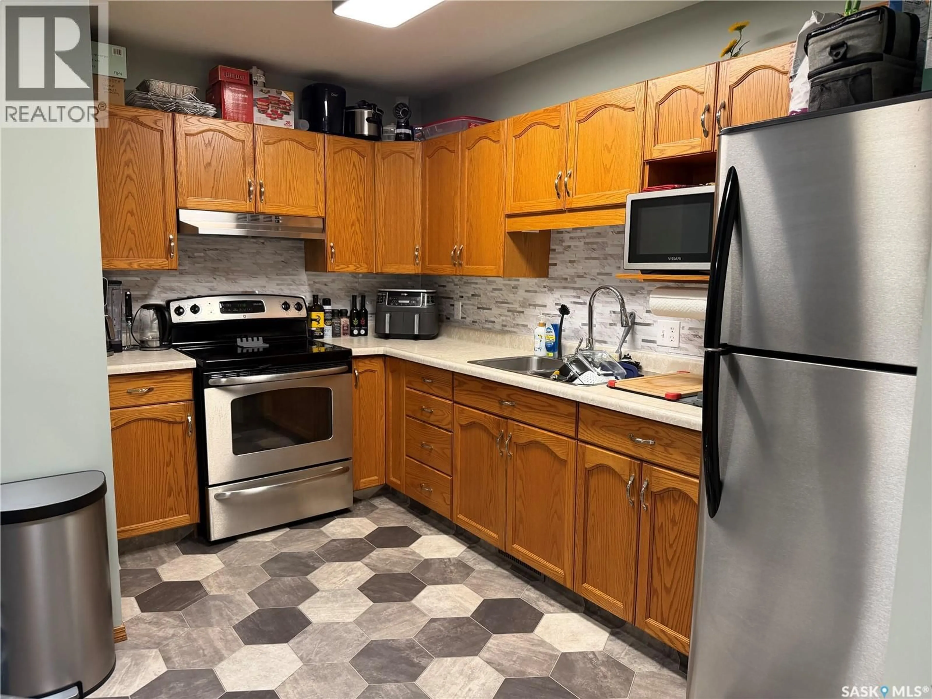 Standard kitchen, unknown for B - 1307 98TH STREET, Tisdale Saskatchewan S0E1T0