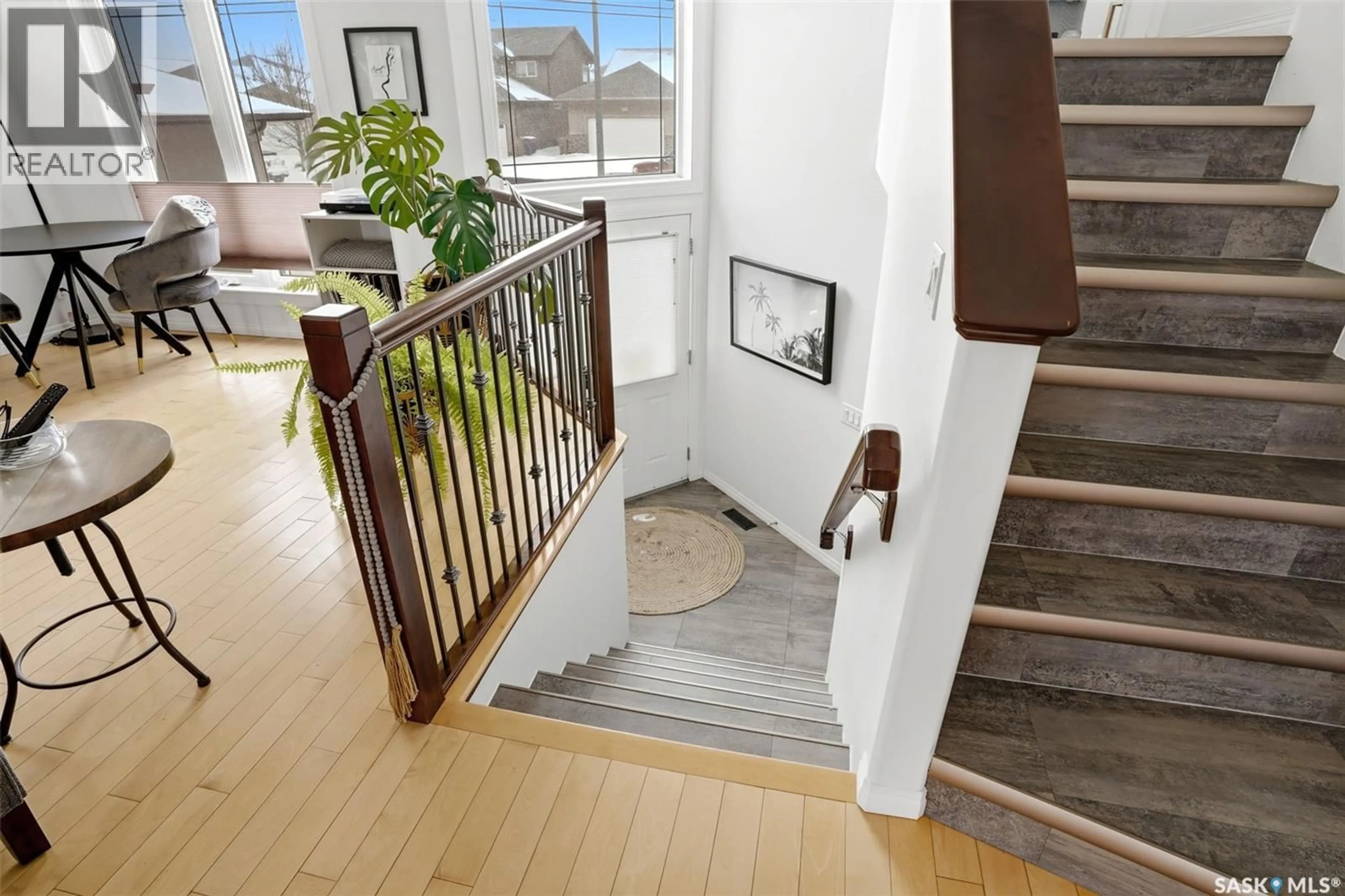 Unknown for E - 4014 CUMBERLAND ROAD, Regina Saskatchewan S4V1E7