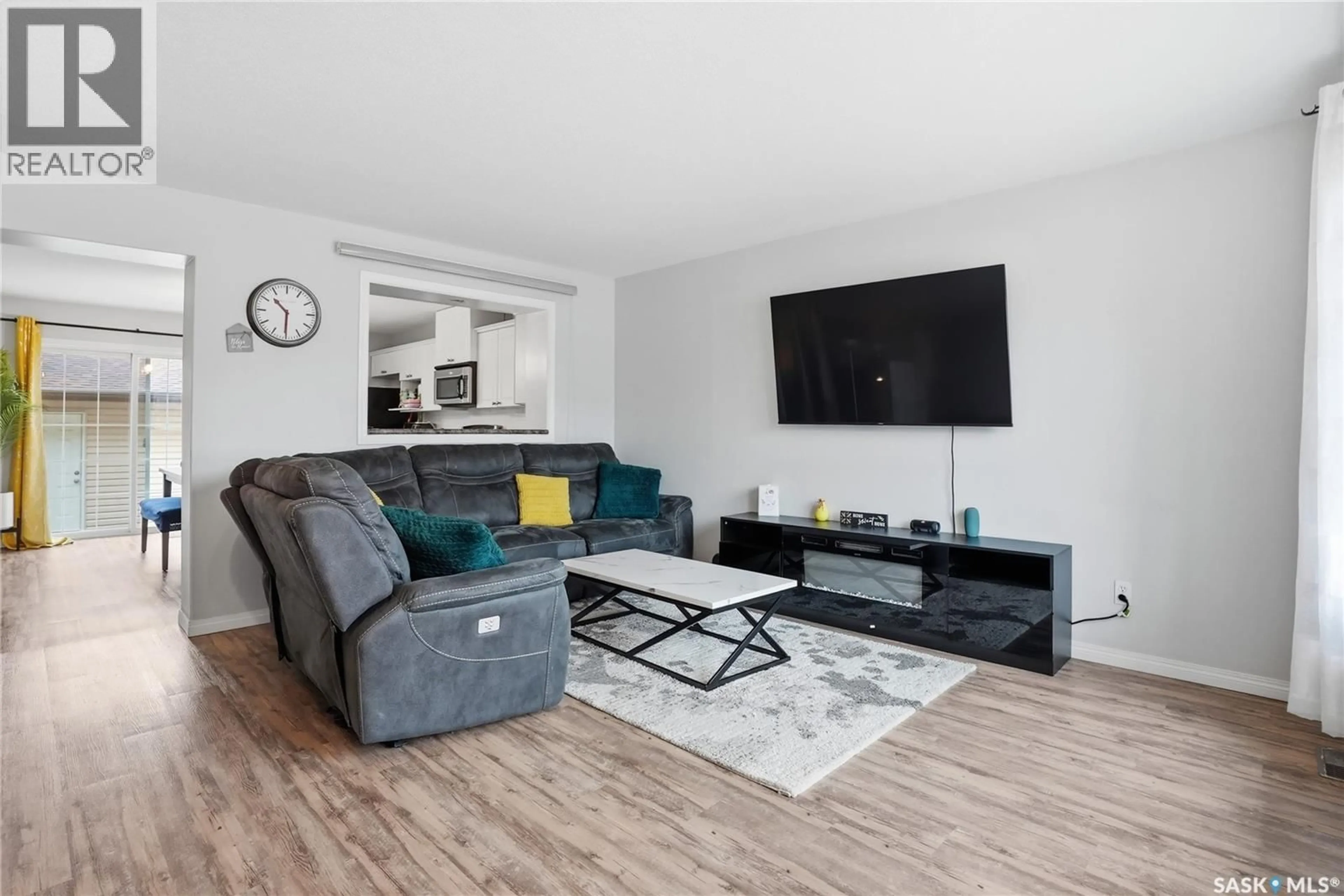 Living room with furniture, unknown for 23 135 KEEDWELL STREET, Saskatoon Saskatchewan S7W0A3