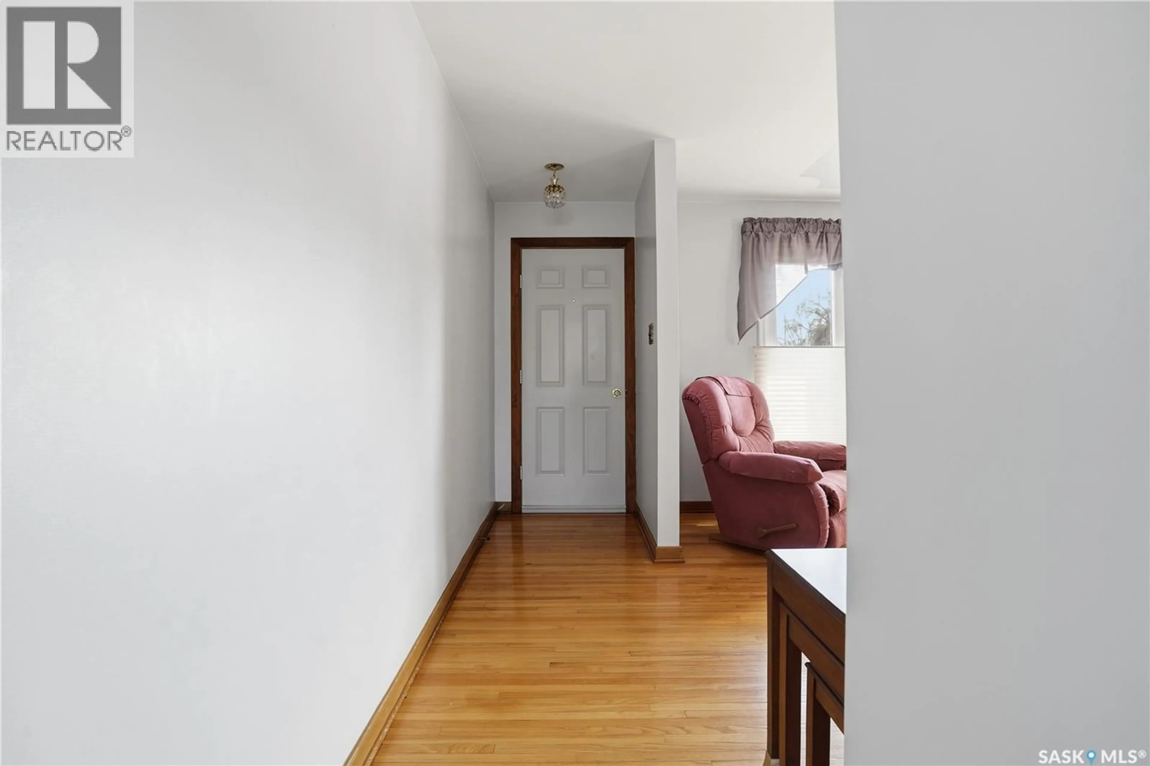 A pic of a room for 966 GRACE STREET, Moose Jaw Saskatchewan S6H3C1