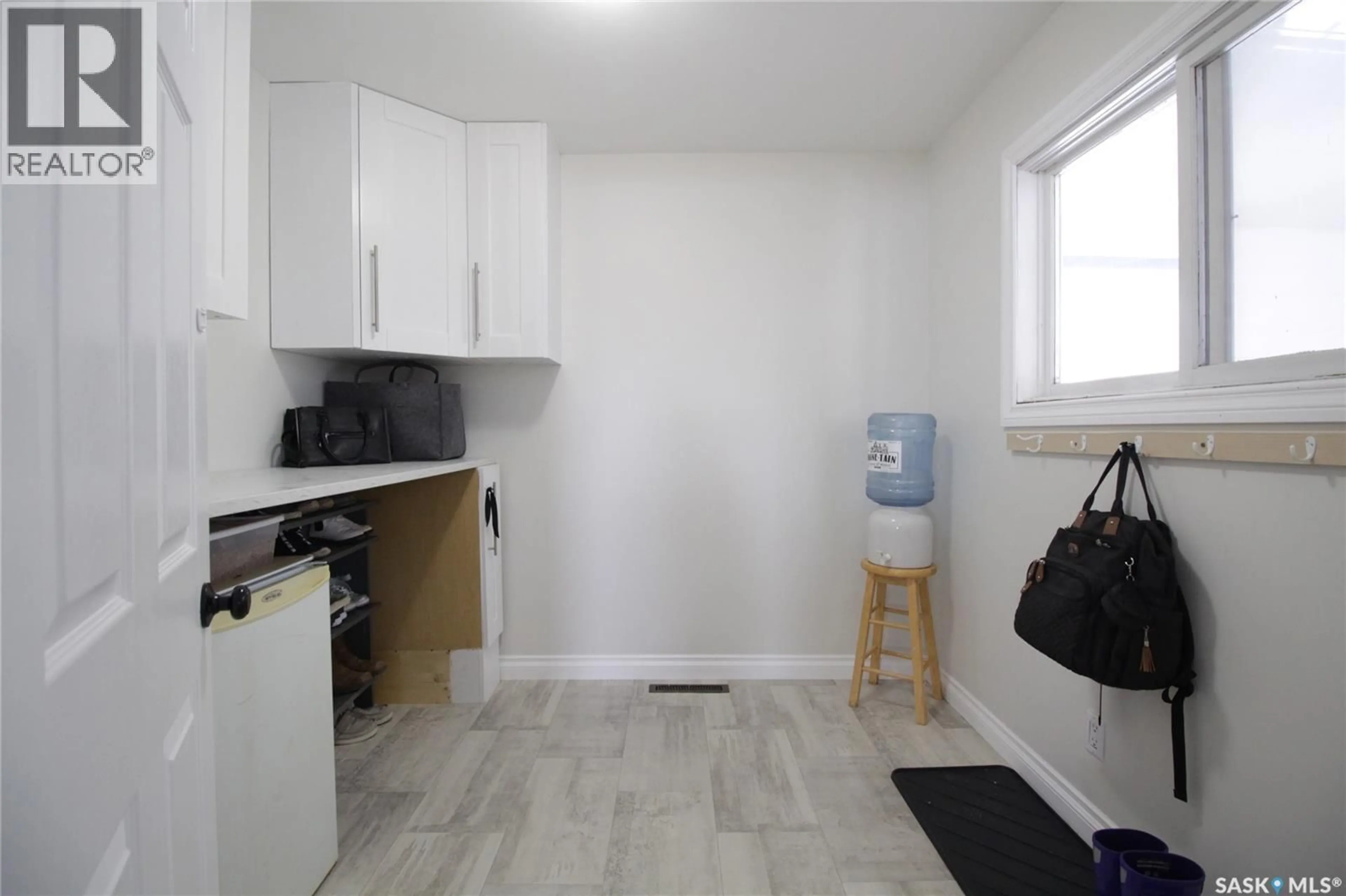 Standard kitchen, unknown for 209 EDMONTON STREET, Rocanville Saskatchewan S0A3L0