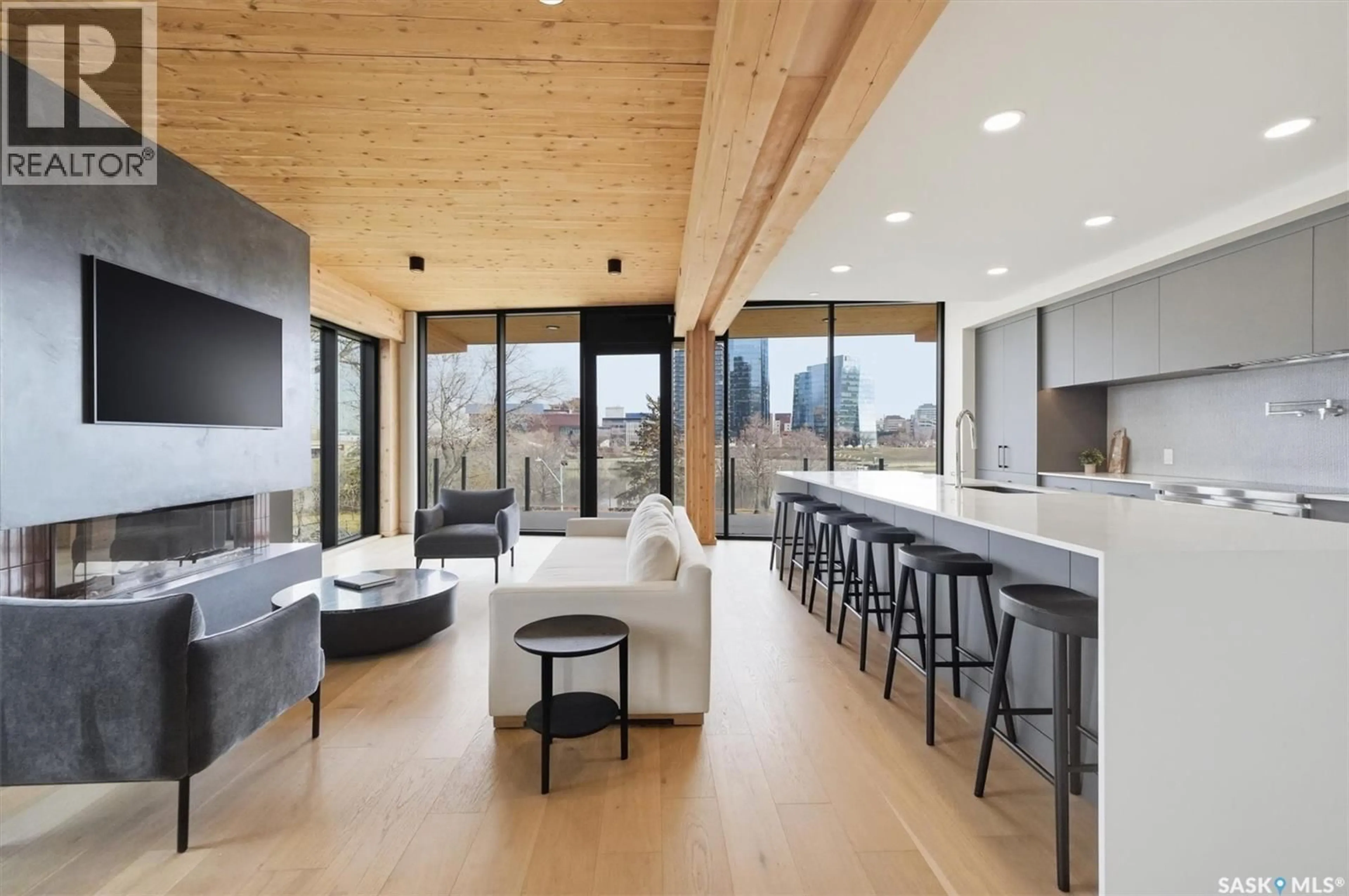 Unknown for 301 212 SASKATCHEWAN CRESCENT, Saskatoon Saskatchewan S7N0X6