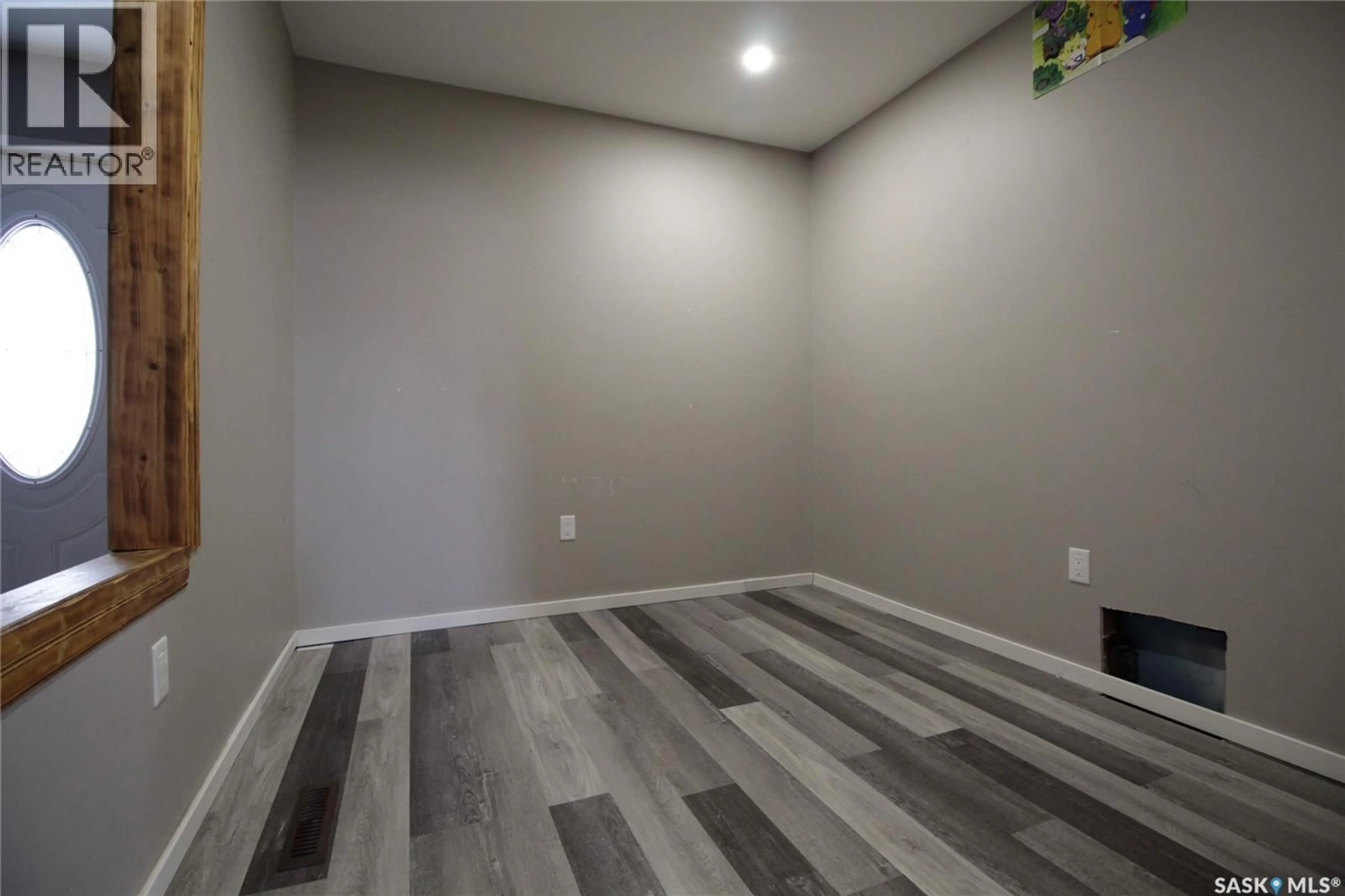 A pic of a room for 301 PELLY STREET, Rocanville Saskatchewan S0A3L0