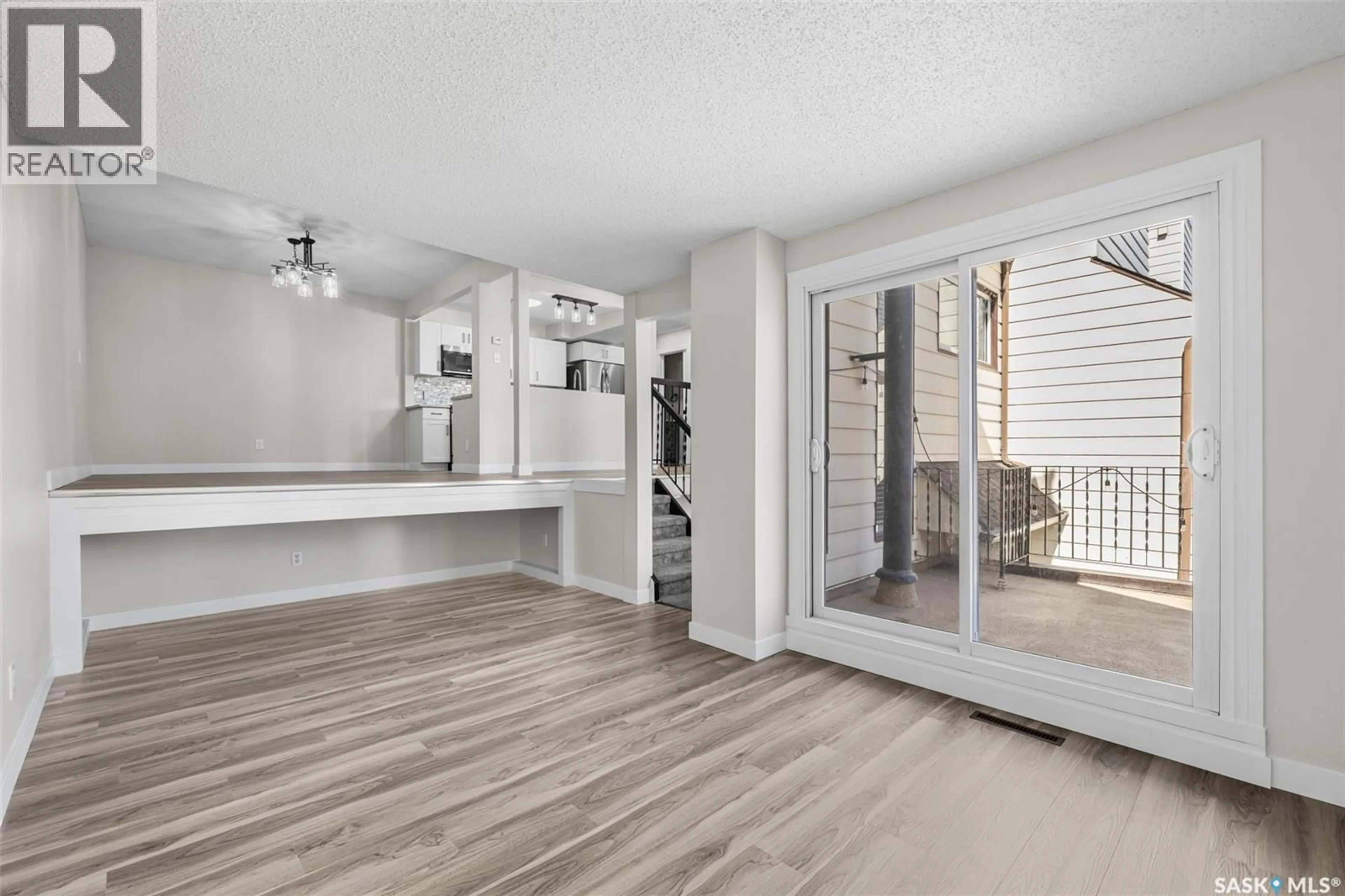 Unknown for 5064 10TH AVENUE, Regina Saskatchewan S4T7P4