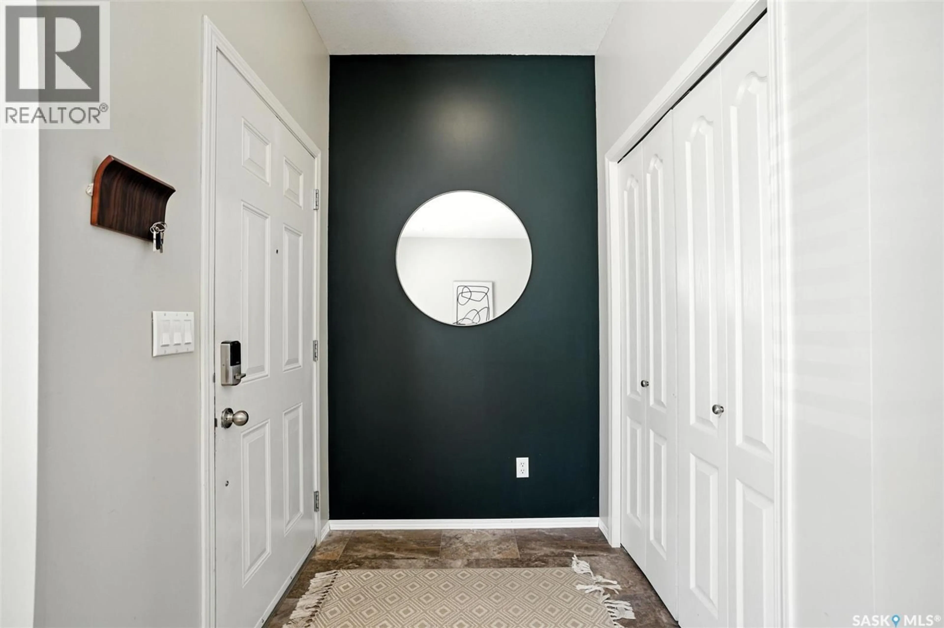 Indoor entryway for 227 GALLOWAY ROAD, Saskatoon Saskatchewan S7T0B2