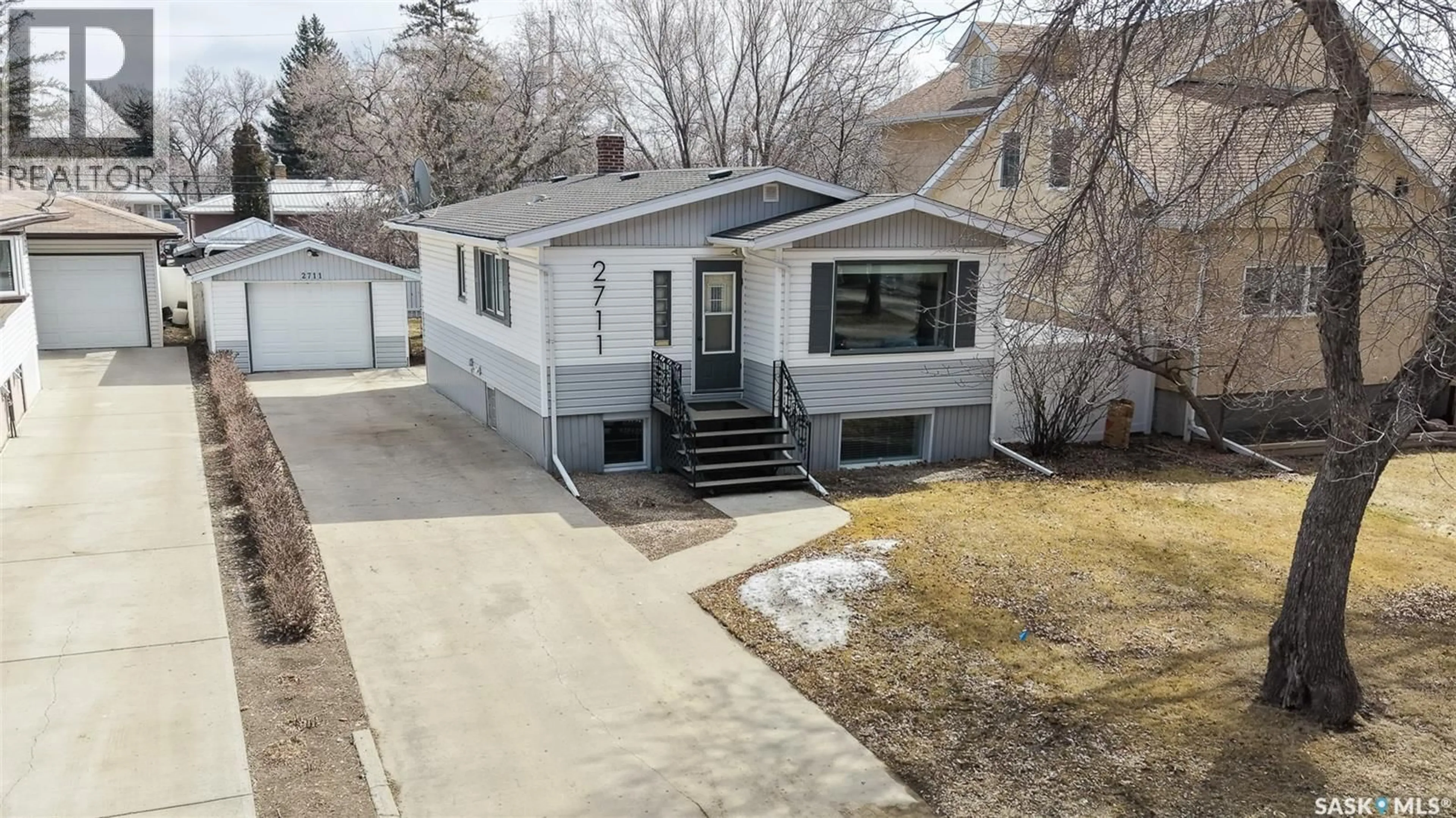 Unknown for 2711 MONTREAL CRESCENT, Regina Saskatchewan S4P2W4