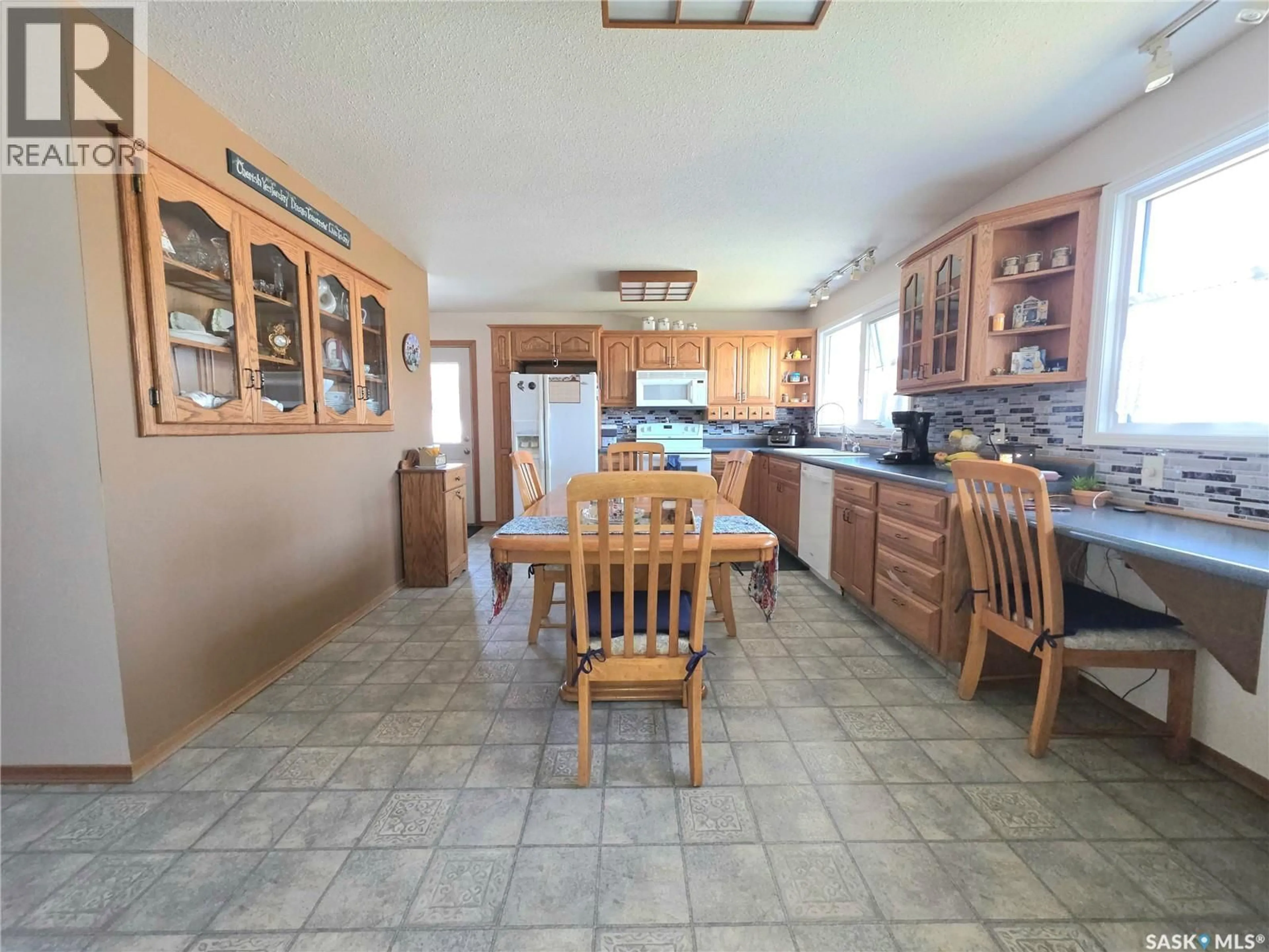 Open concept kitchen, ceramic/tile floor for 101 FRASER AVENUE, Oxbow Saskatchewan S0C0B6