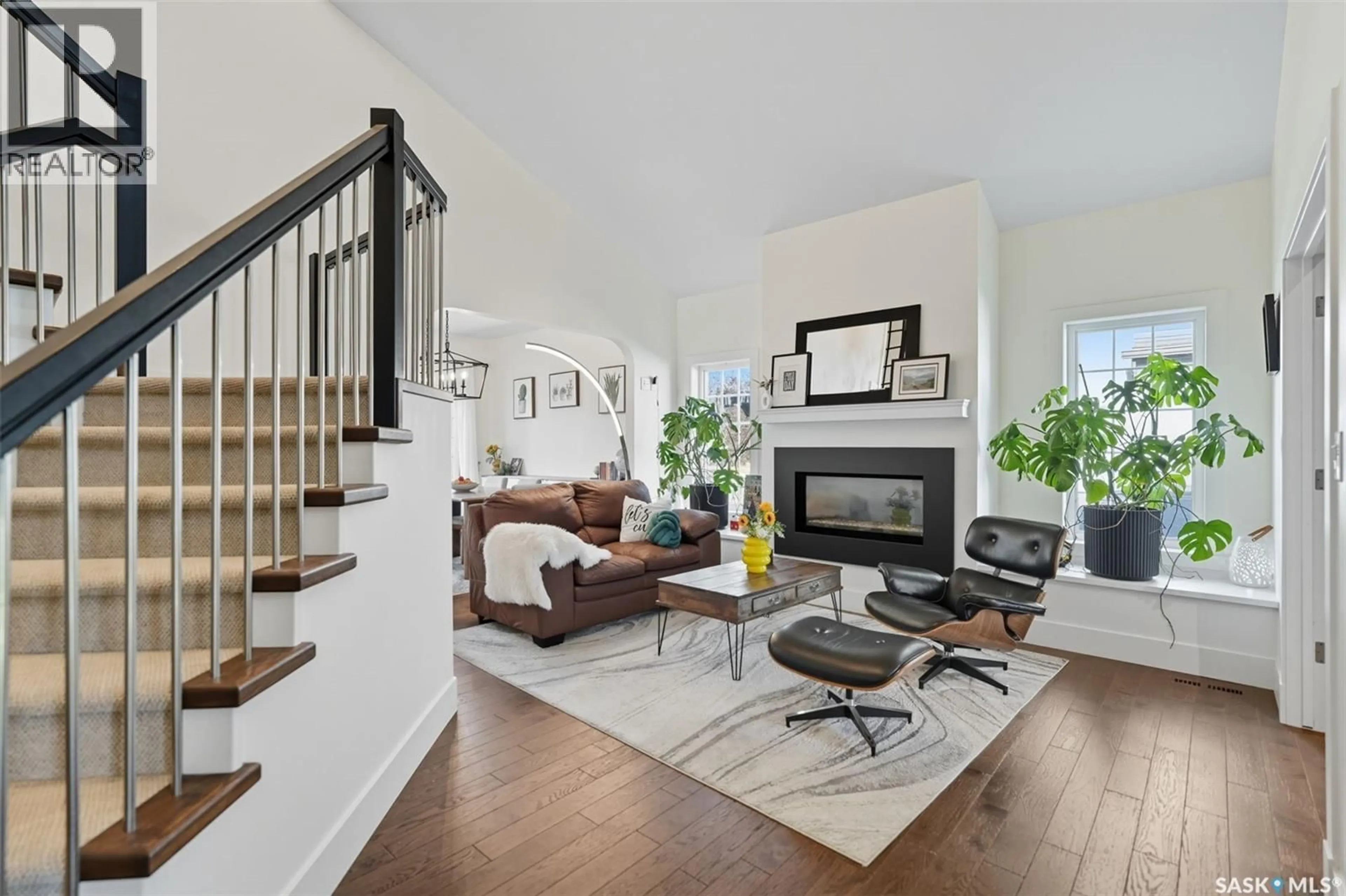 Living room with furniture, unknown for 230 TRIMBLE LANE, Saskatoon Saskatchewan S7W0E1