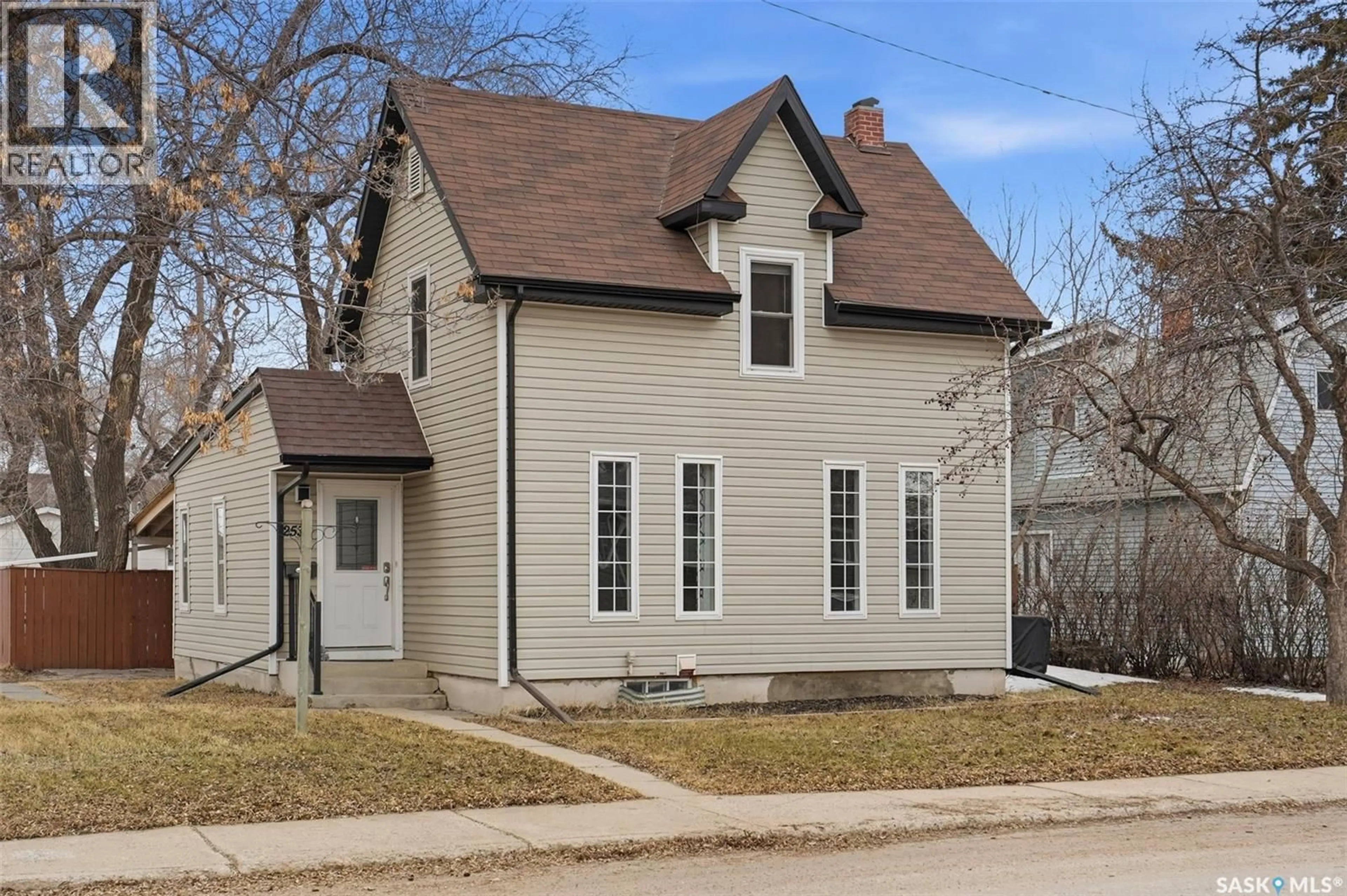 Unknown for 2532 KELVIN AVENUE, Saskatoon Saskatchewan S7J0T7