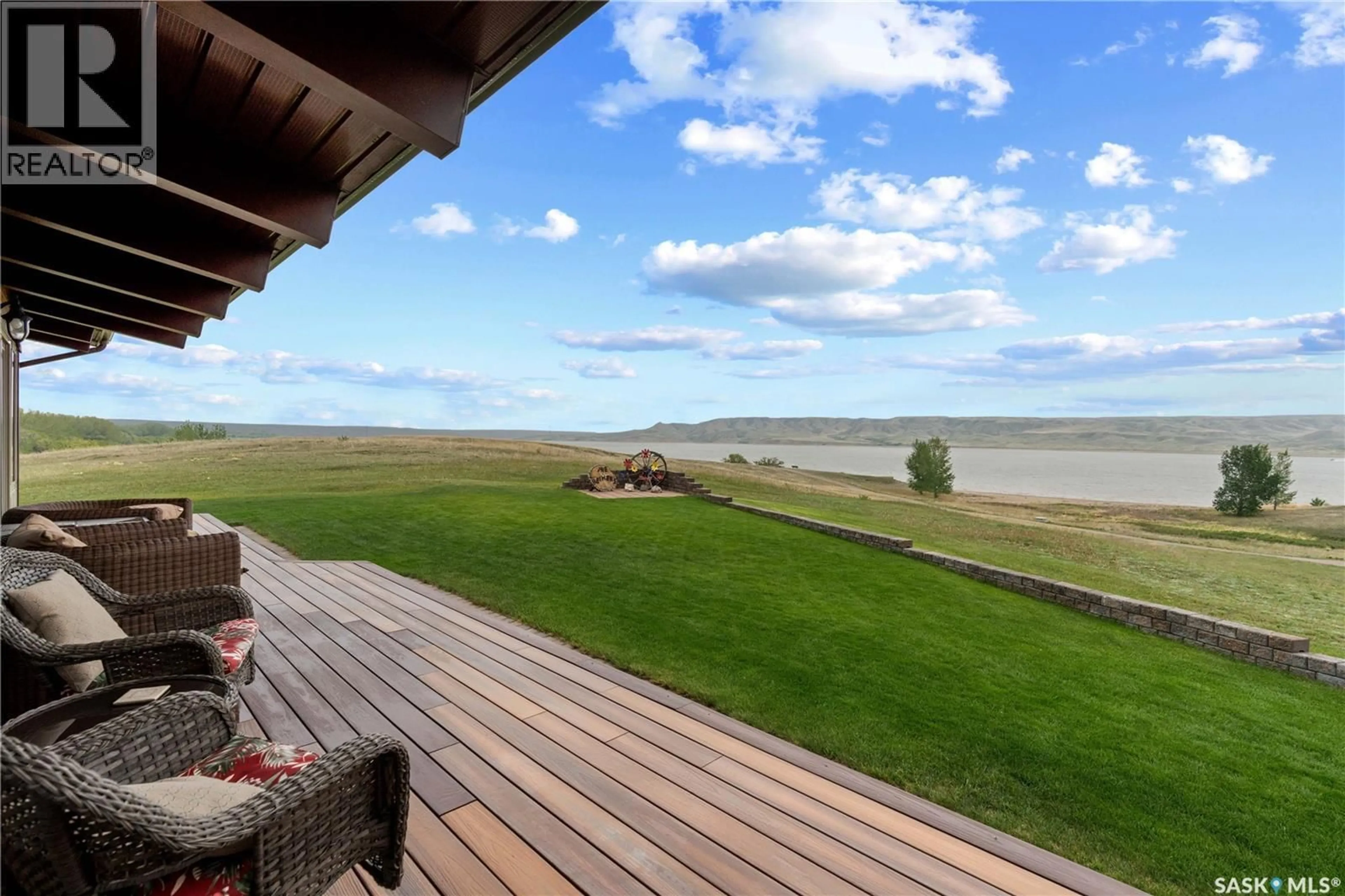Patio, water/lake/river/ocean view for 70 CACTUS DRIVE, Saskatchewan Landing Saskatchewan S9H3X5