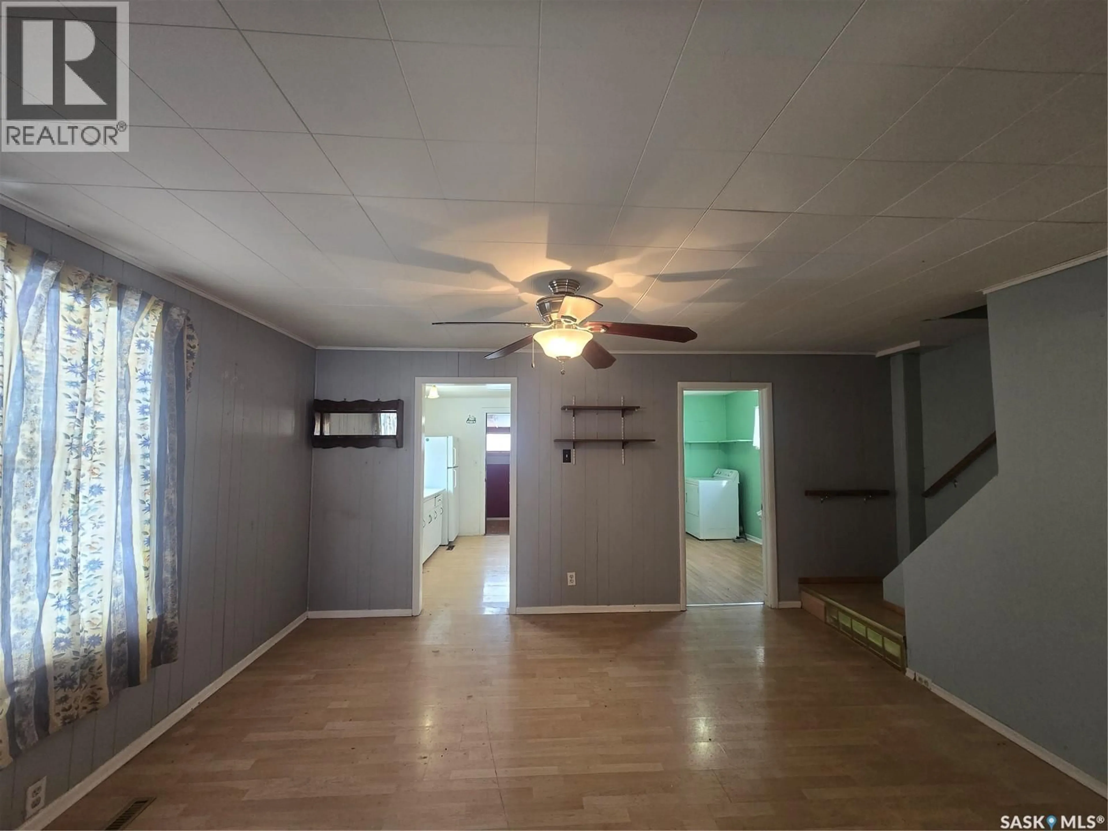 A pic of a room for 803 HALL STREET, Loreburn Saskatchewan S7H0C1