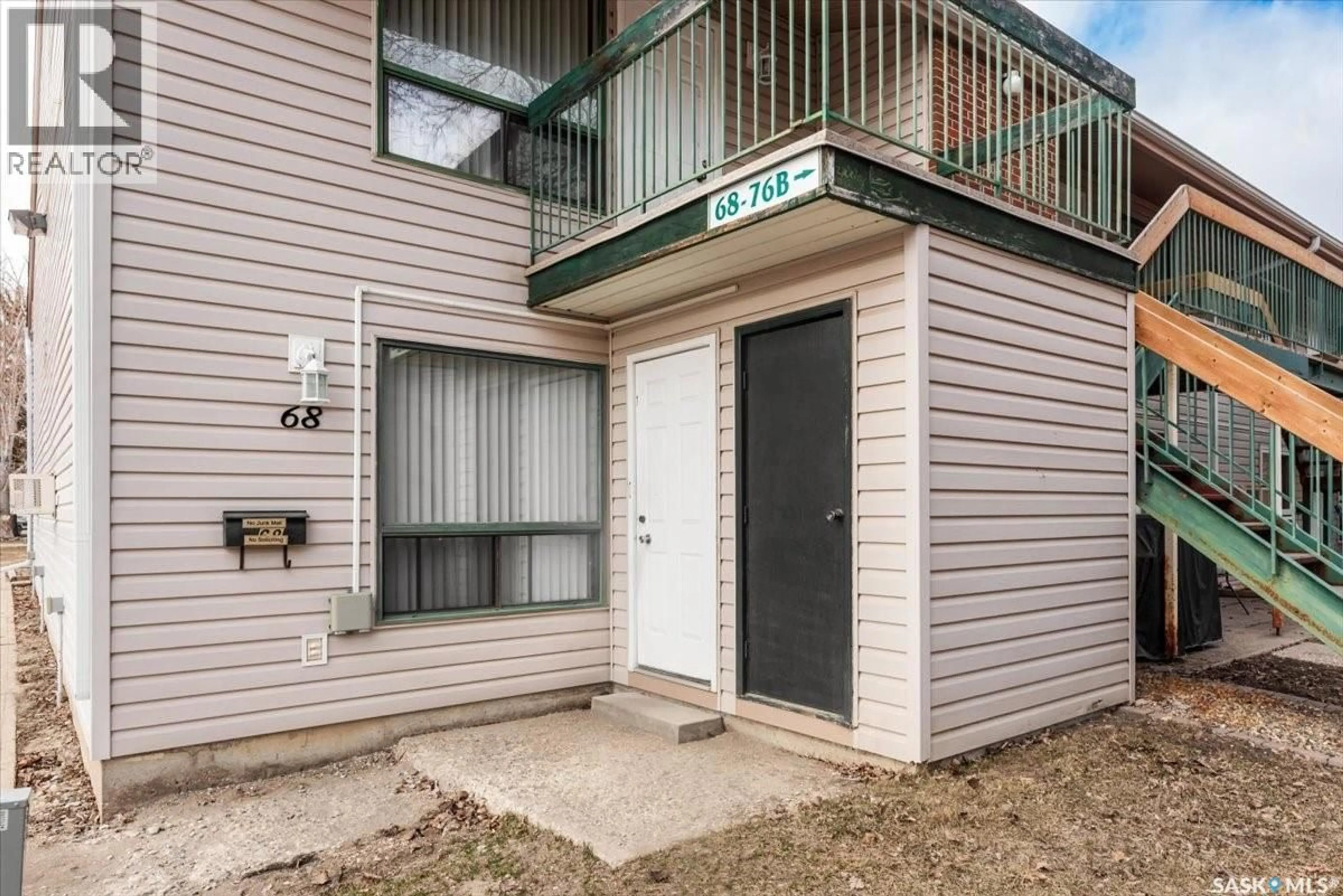 Patio, unknown for 68 NOLLET AVENUE, Regina Saskatchewan S4T7P9