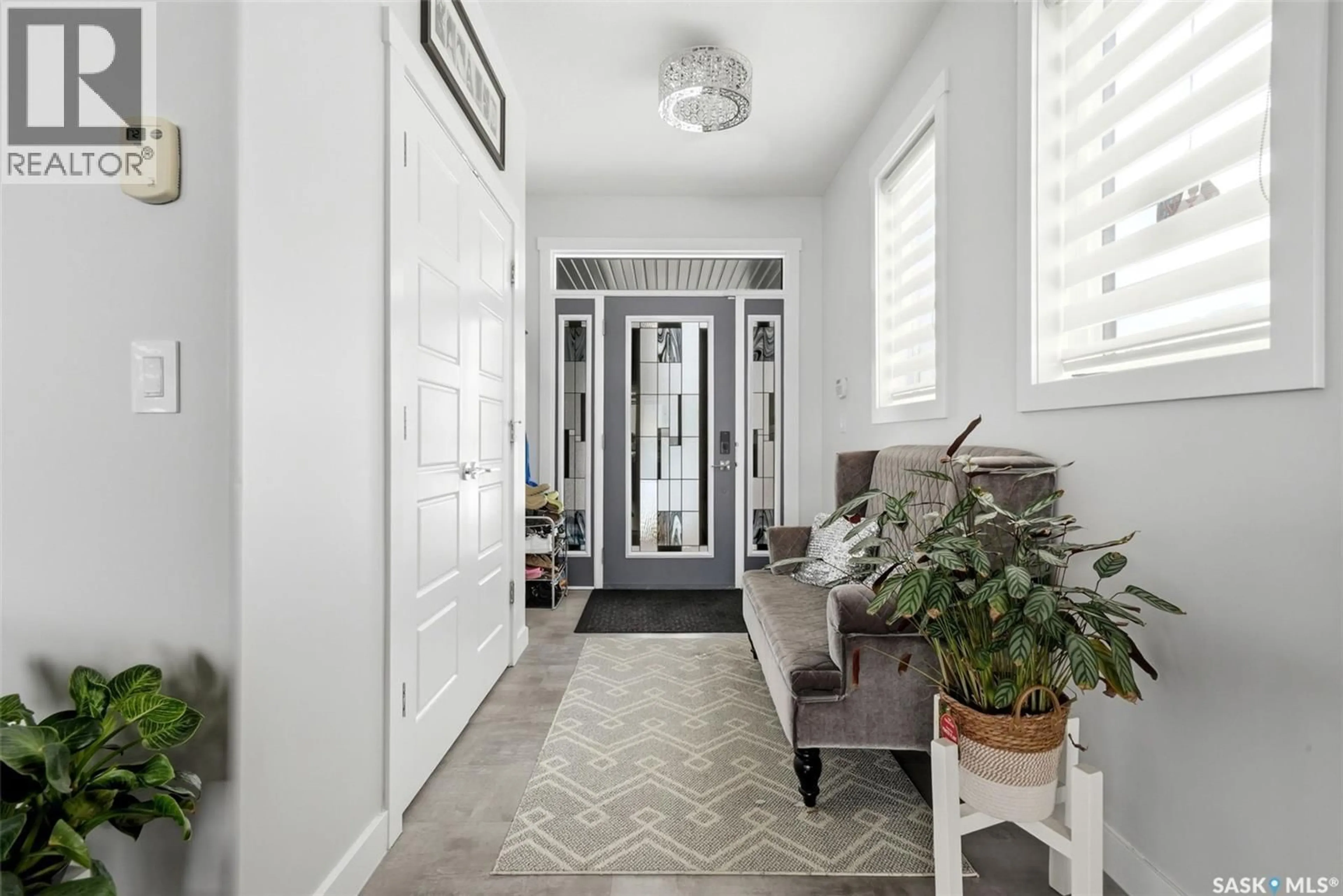 Indoor entryway for 5237 SNOWBIRDS CRESCENT, Regina Saskatchewan S4W0H4