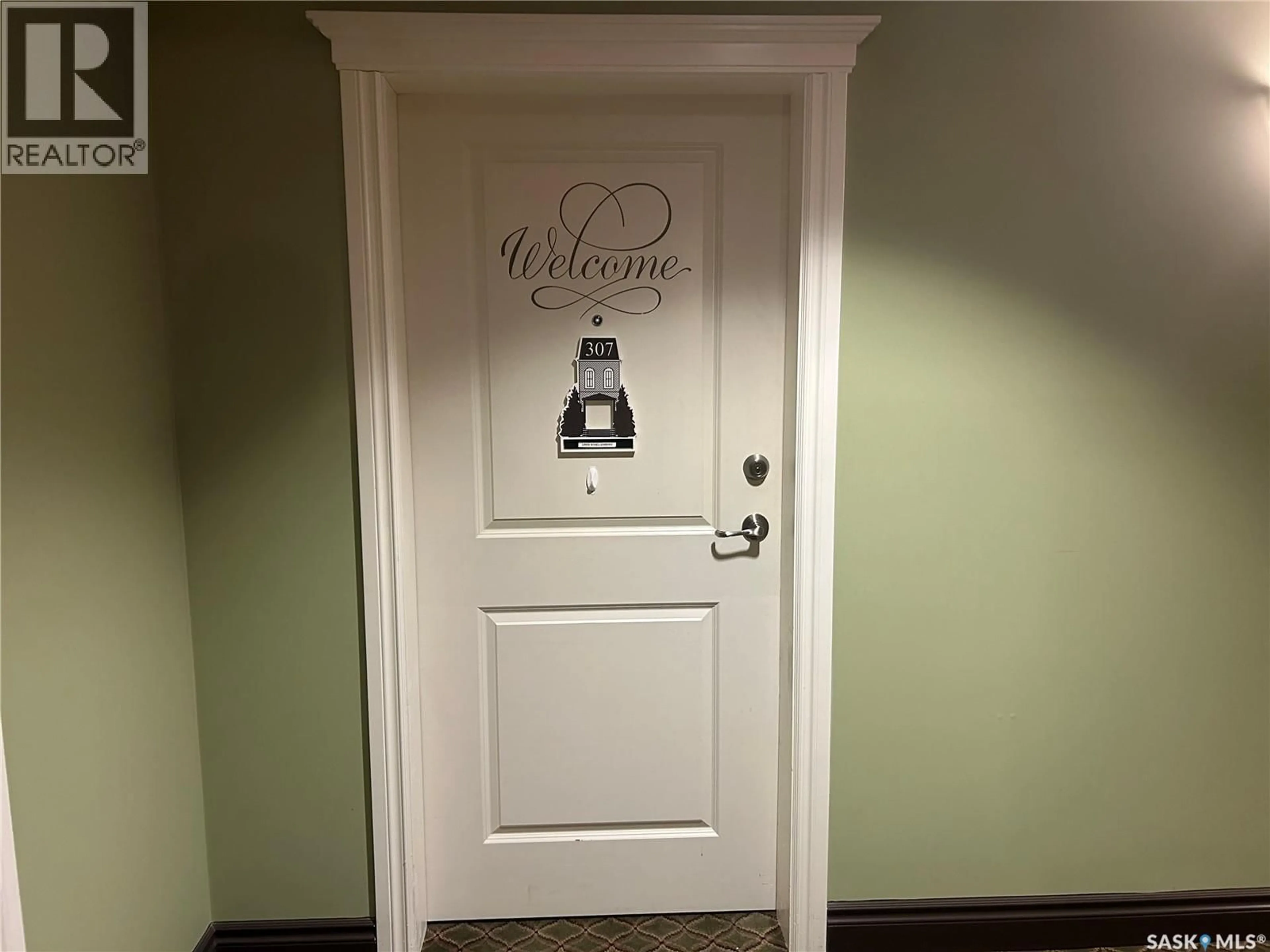 Indoor entryway for 307 601 110TH AVENUE, Tisdale Saskatchewan S0E1T0