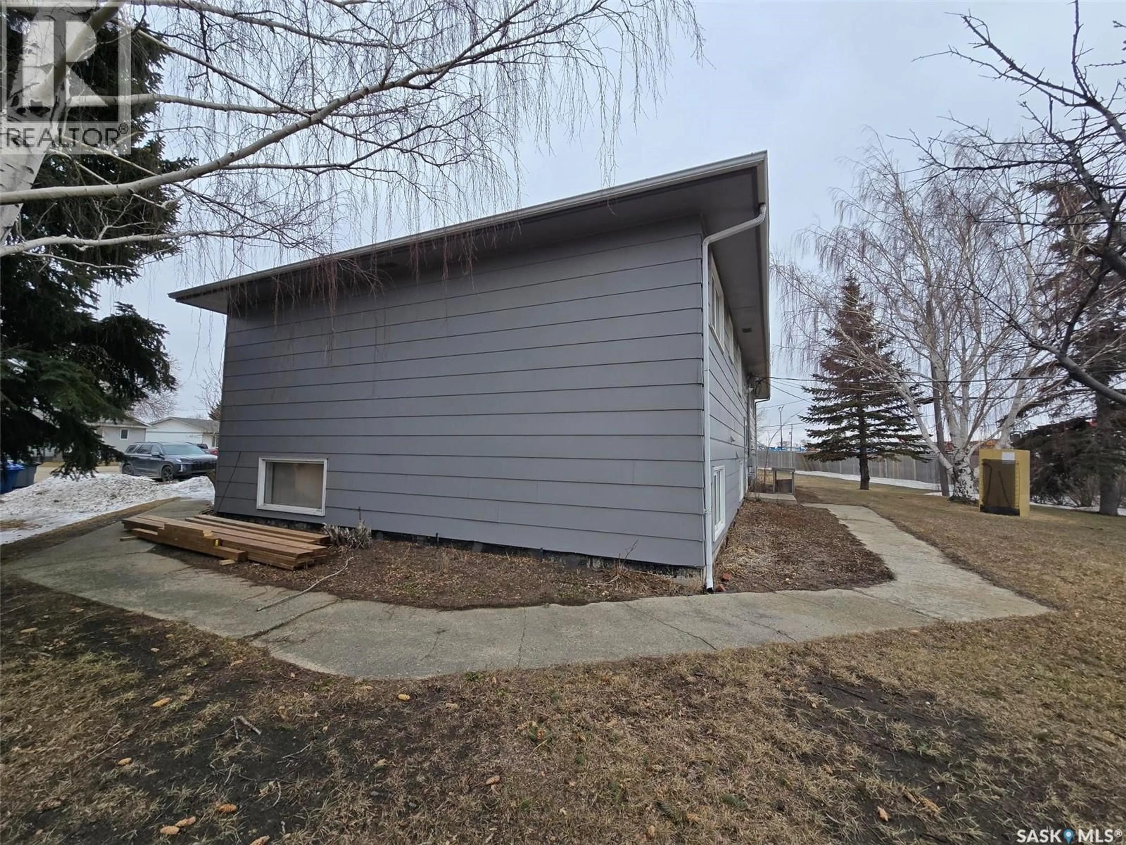 Shed for 1001 ANDERSON PLACE, Grenfell Saskatchewan S0G2B0