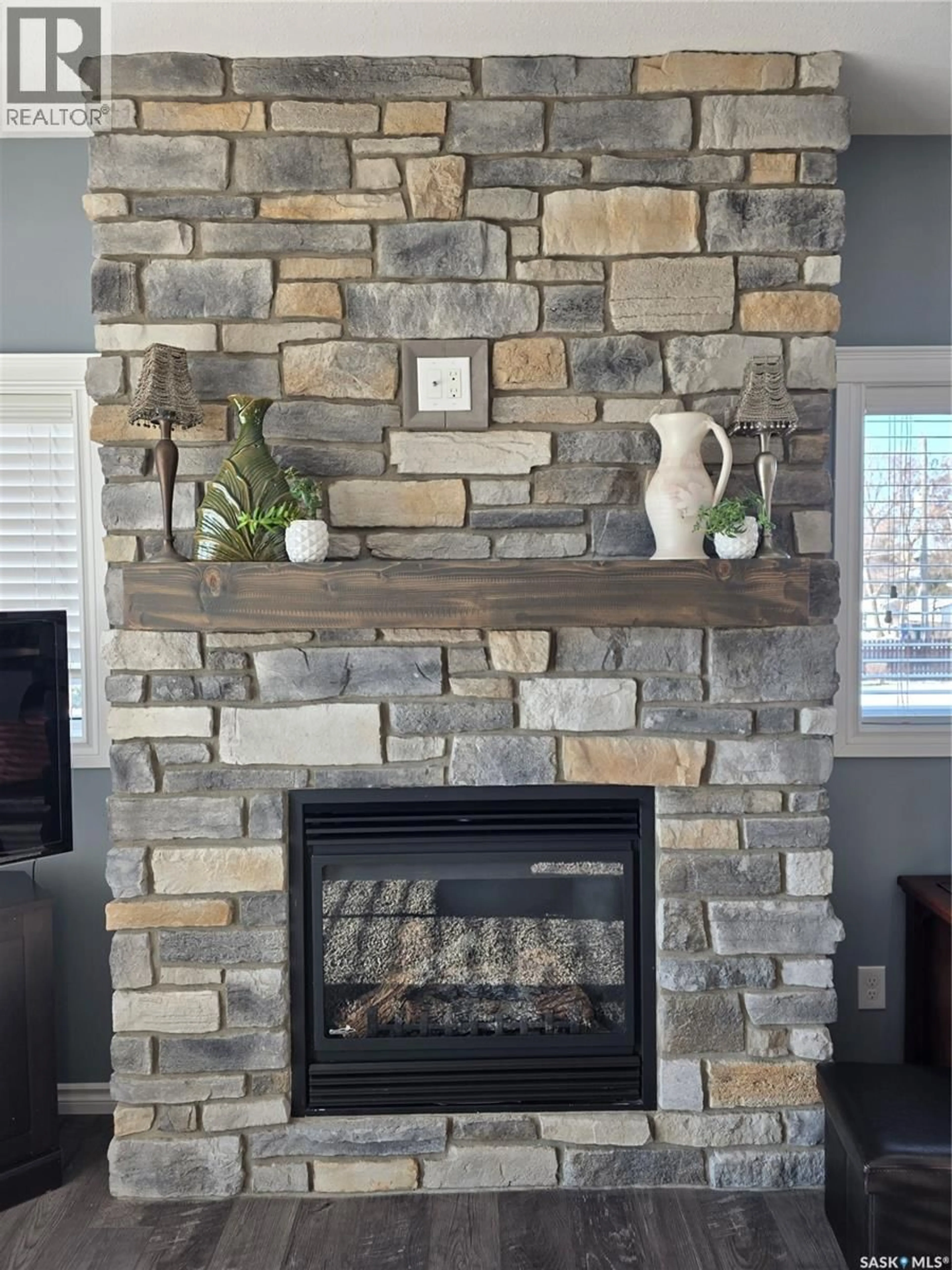 Unknown for 601 SELKIRK STREET, Outlook Saskatchewan S0L2N0