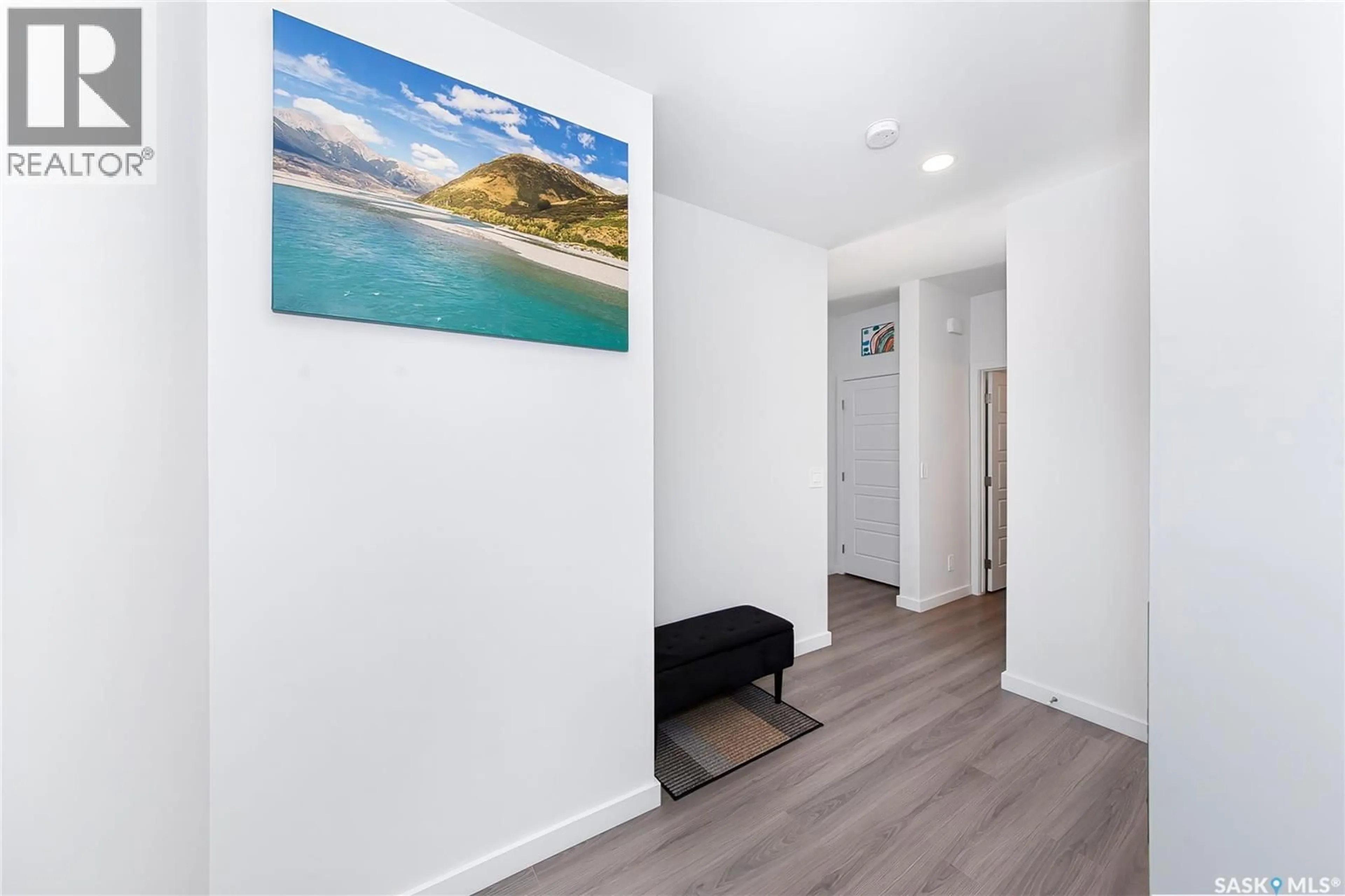 Indoor entryway for 1038 CHILDERS COURT, Saskatoon Saskatchewan S7L6T8