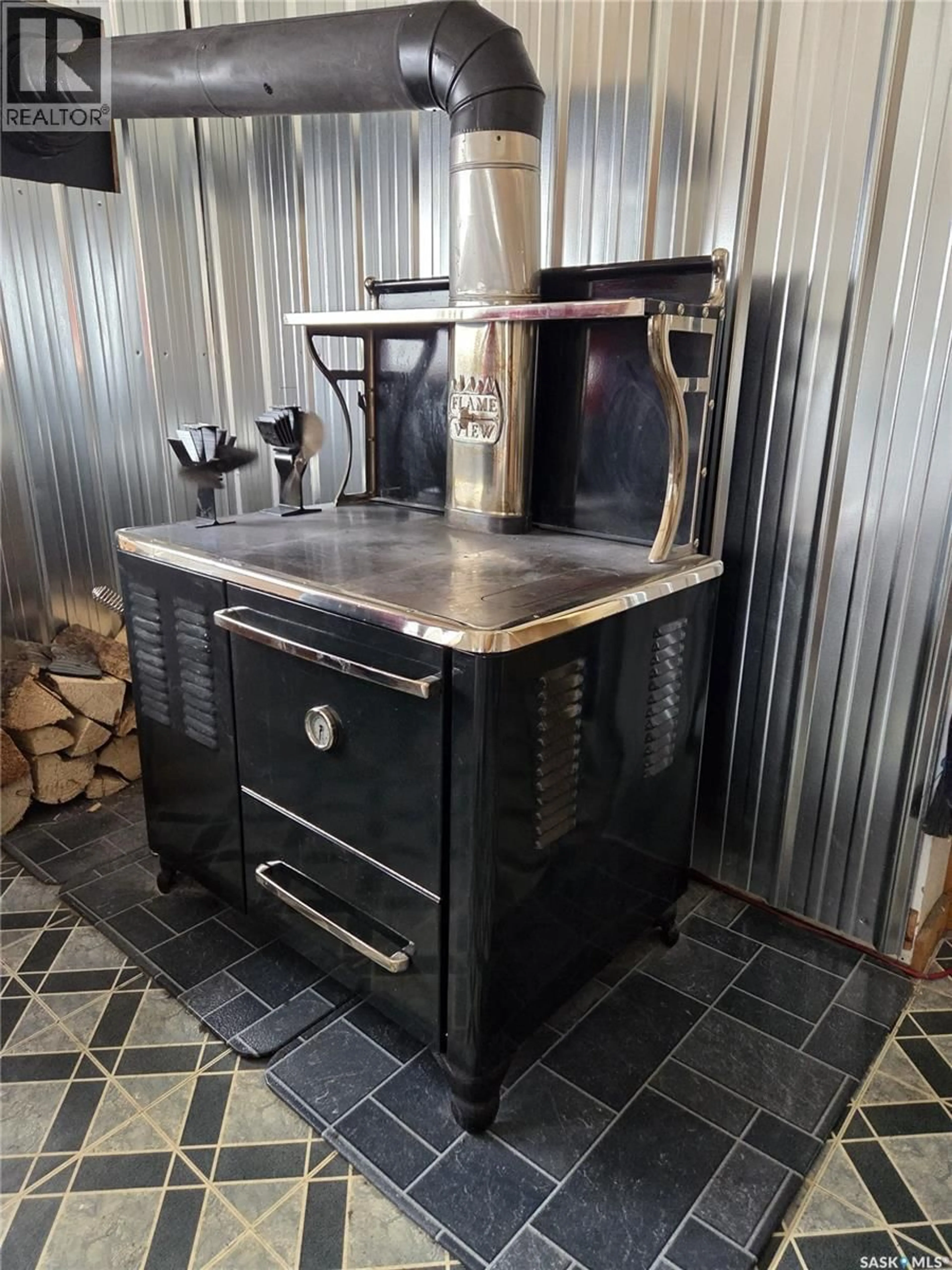 Standard kitchen, unknown for 2081 - 35061 RANGE RD RNG-RD, Hazel Dell Rm No. 335 Saskatchewan S0A2X0