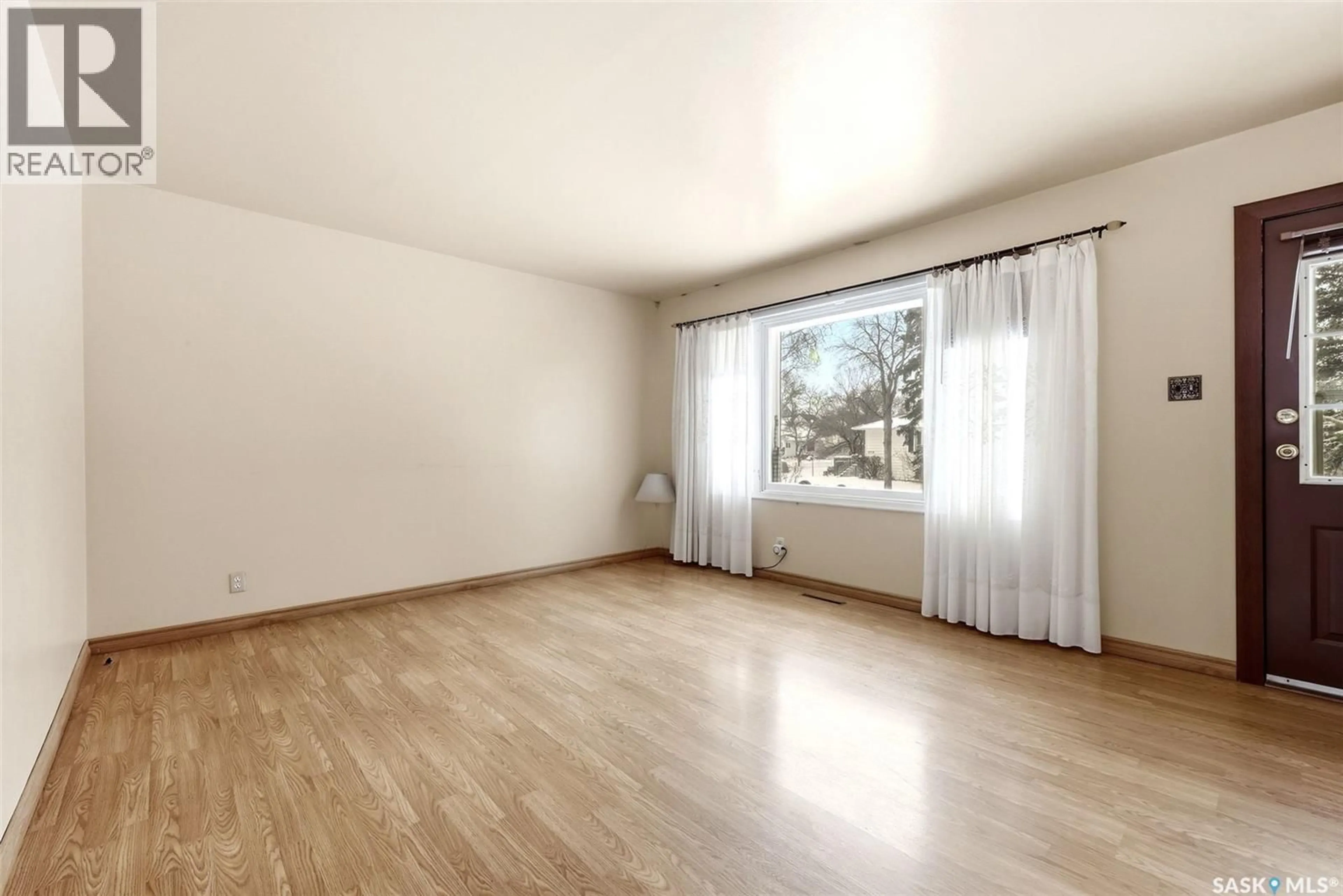 A pic of a room for 3069 ELPHINSTONE STREET, Regina Saskatchewan S4S2A6