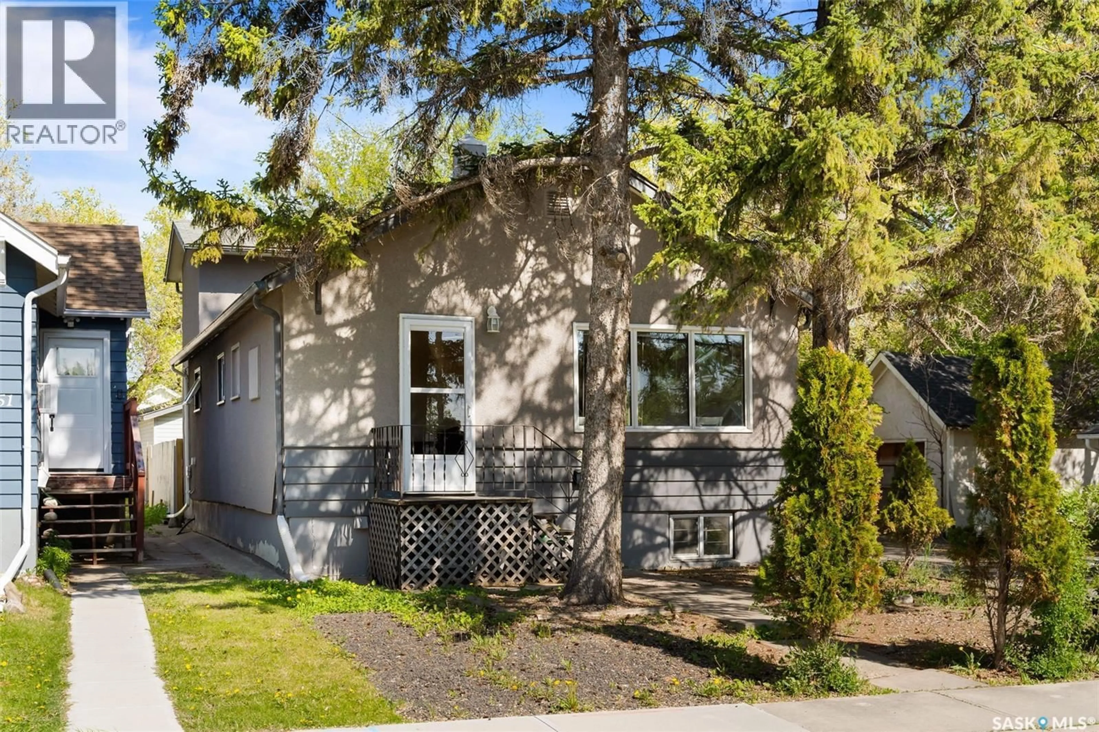 Home with vinyl exterior material, street for 2353 REYNOLDS STREET, Regina Saskatchewan S4N3N6