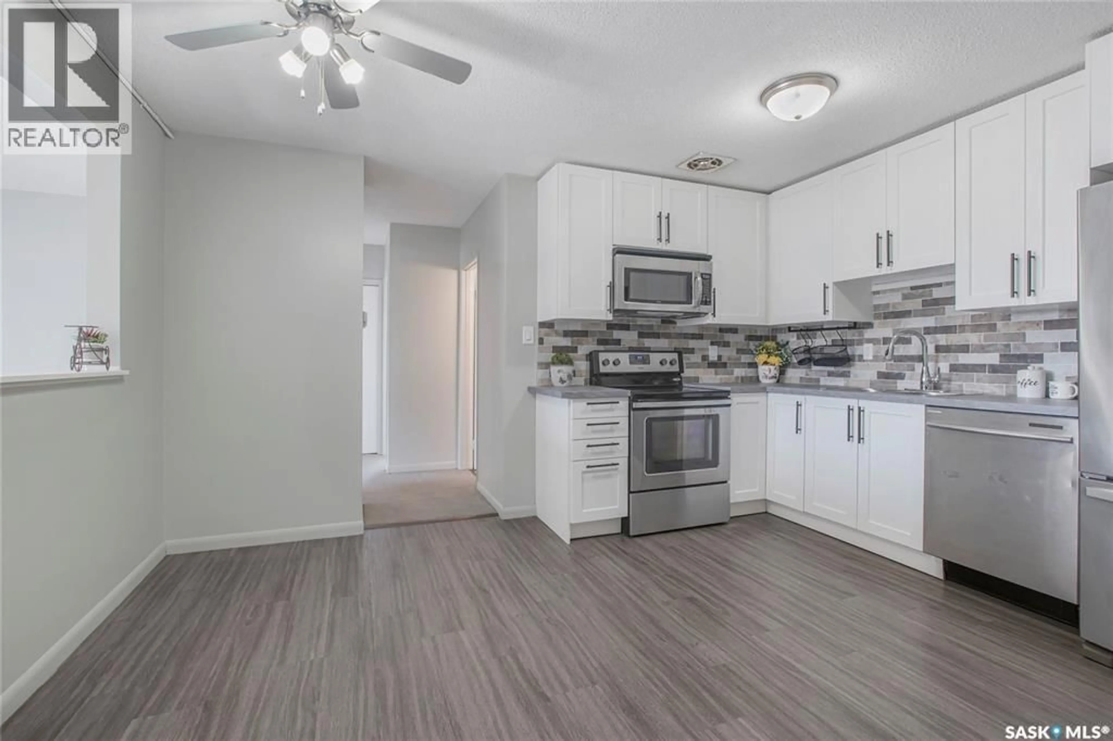 Unknown for E - 32 3113 7TH STREET, Saskatoon Saskatchewan S7H1B2