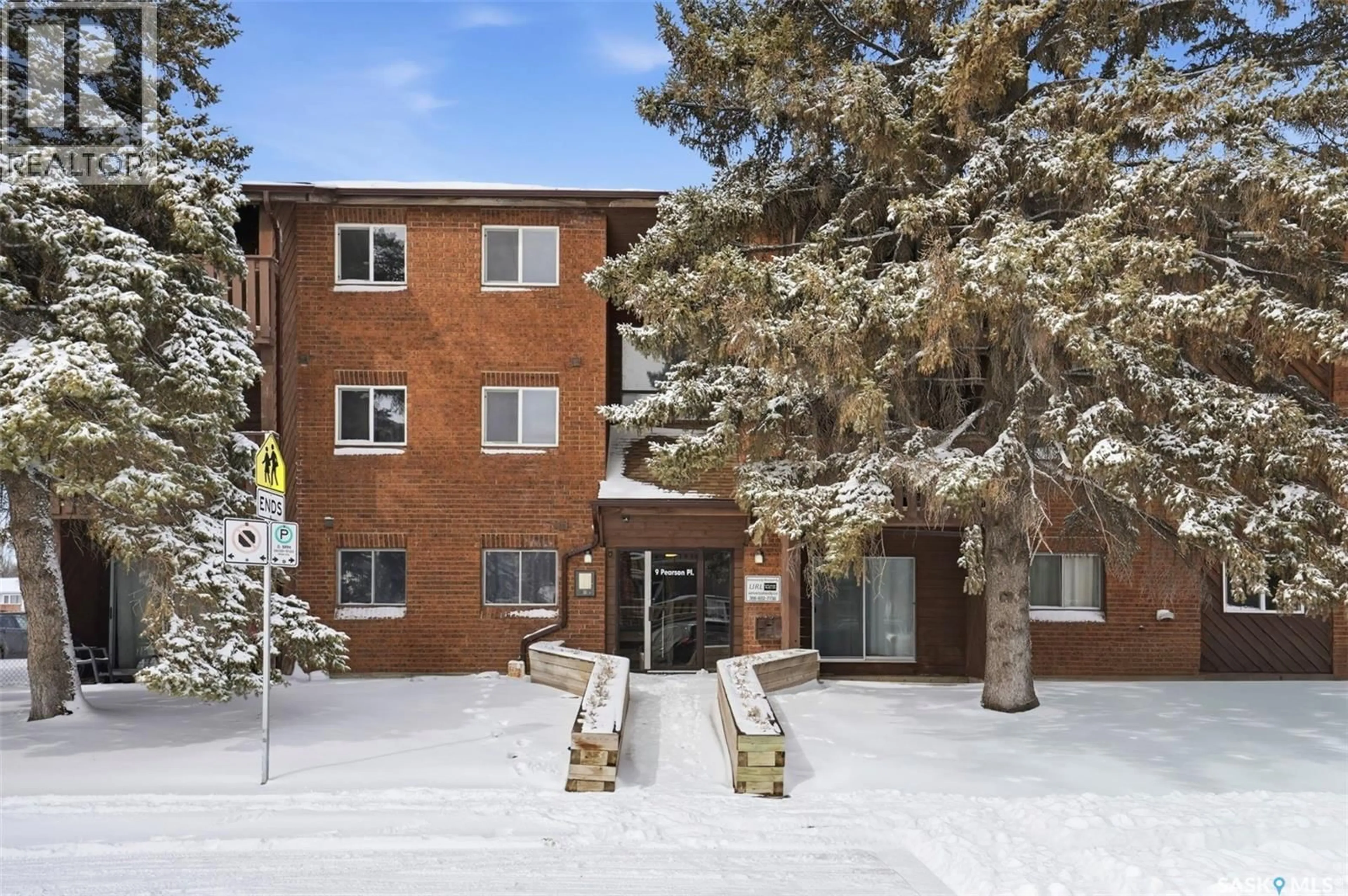 Patio, unknown for 22 9 PEARSON PLACE, Saskatoon Saskatchewan S7L4S7