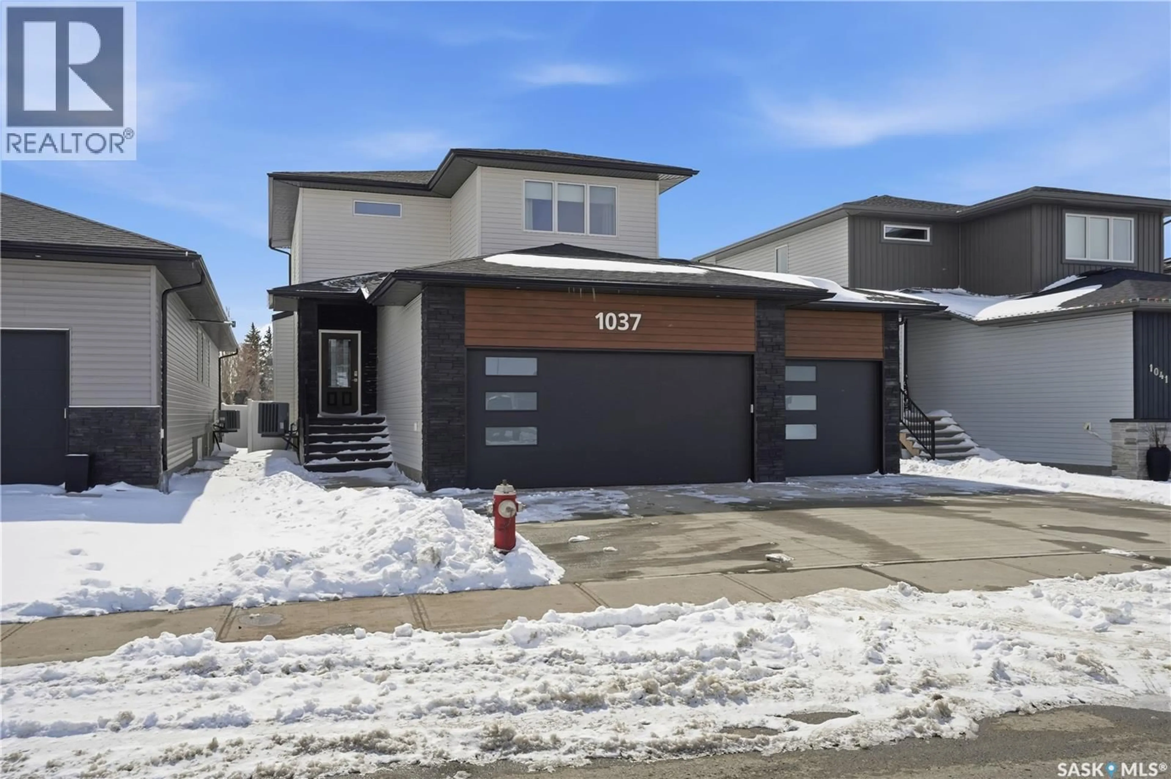 Unknown for 1037 MAPLEWOOD DRIVE, Moose Jaw Saskatchewan S6J0E4