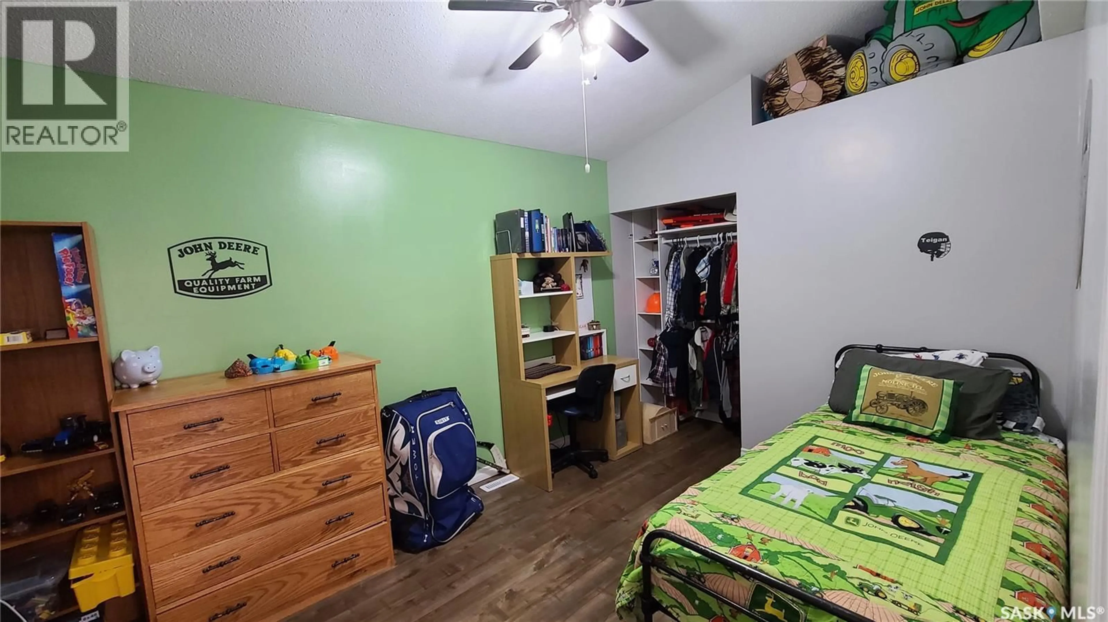 A pic of a room for 215 MERGENS STREET, Weyburn Saskatchewan S4H1R4