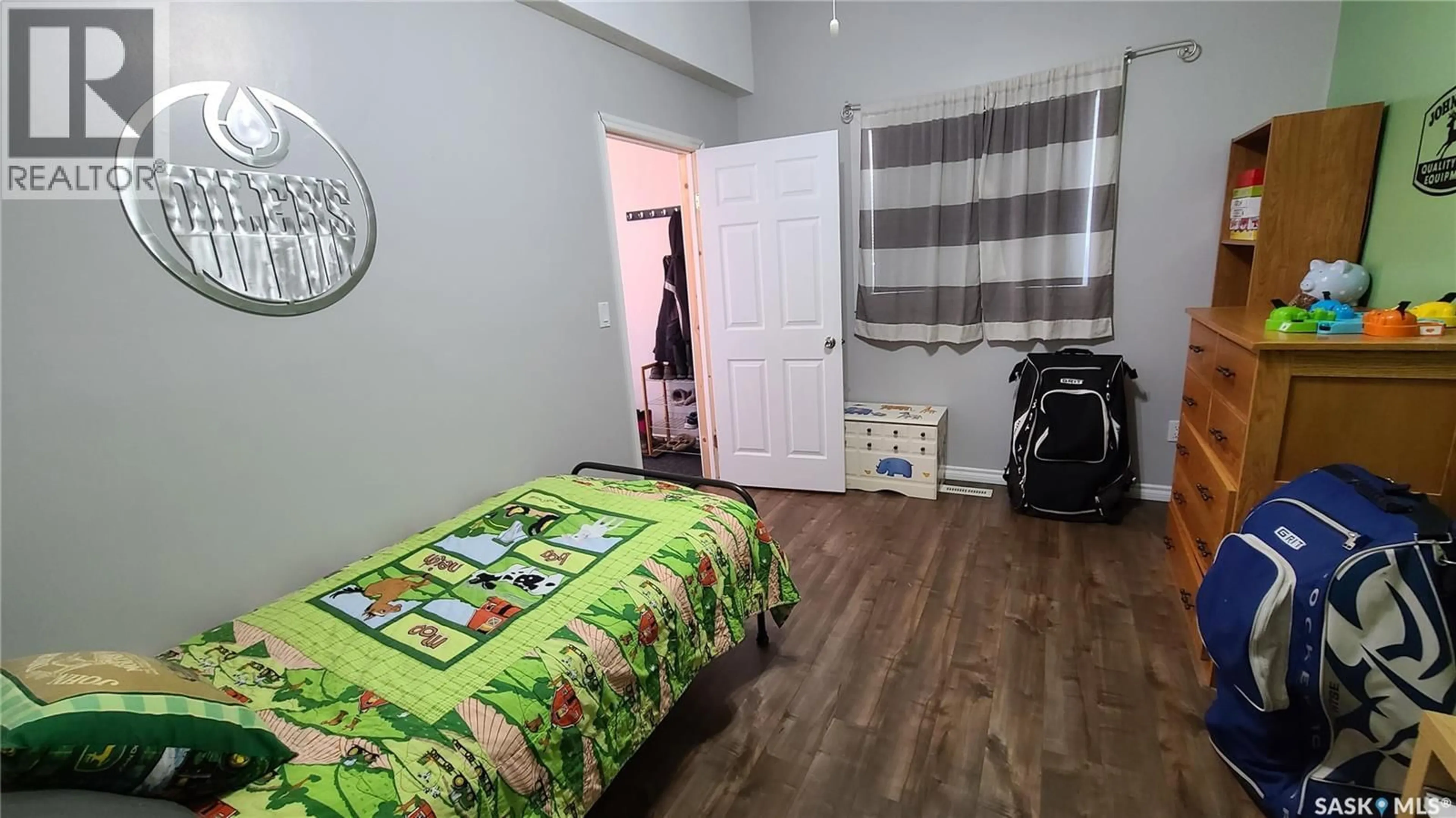 A pic of a room for 215 MERGENS STREET, Weyburn Saskatchewan S4H1R4