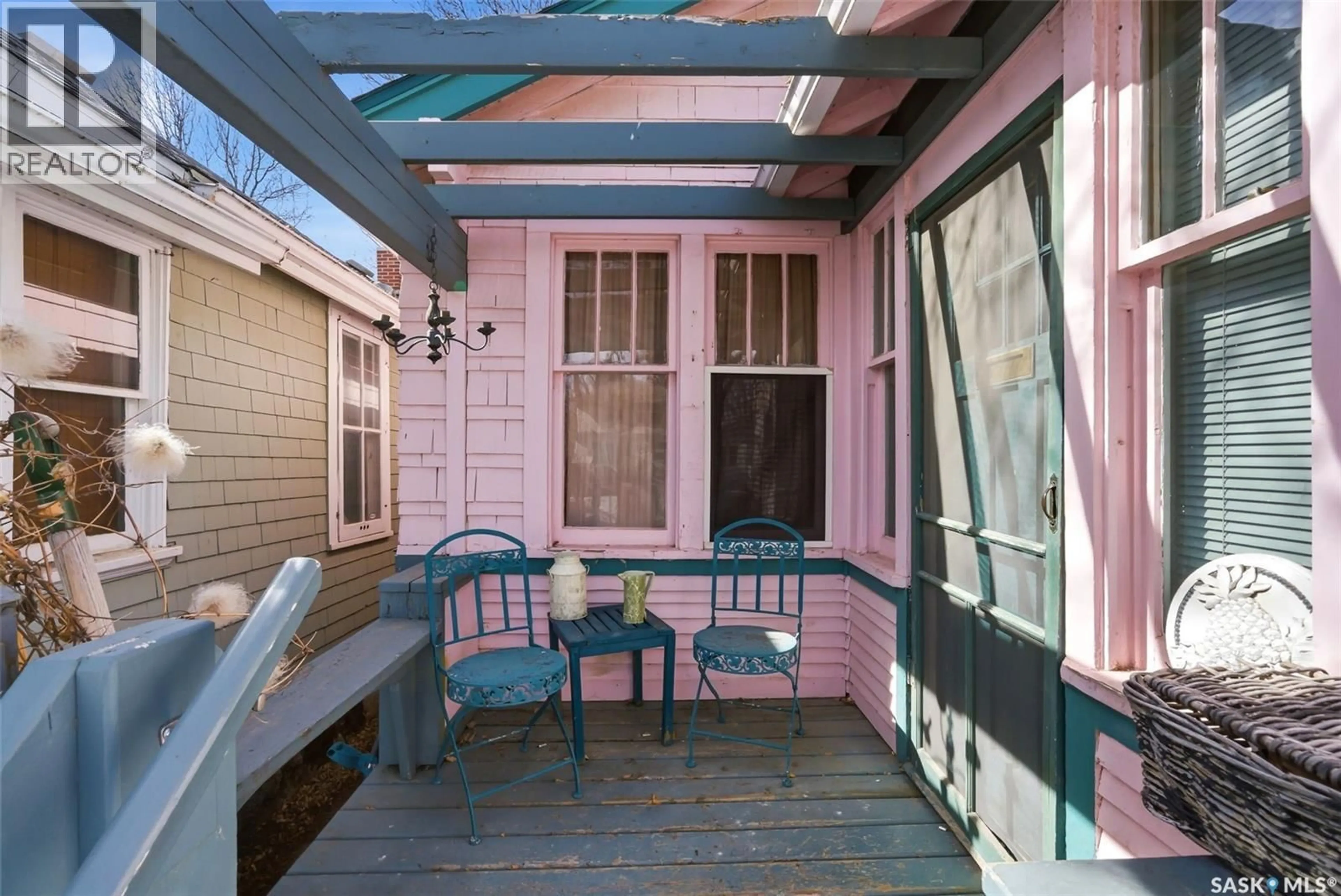 Patio, street for 2168 MONTAGUE STREET, Regina Saskatchewan S4T3J9