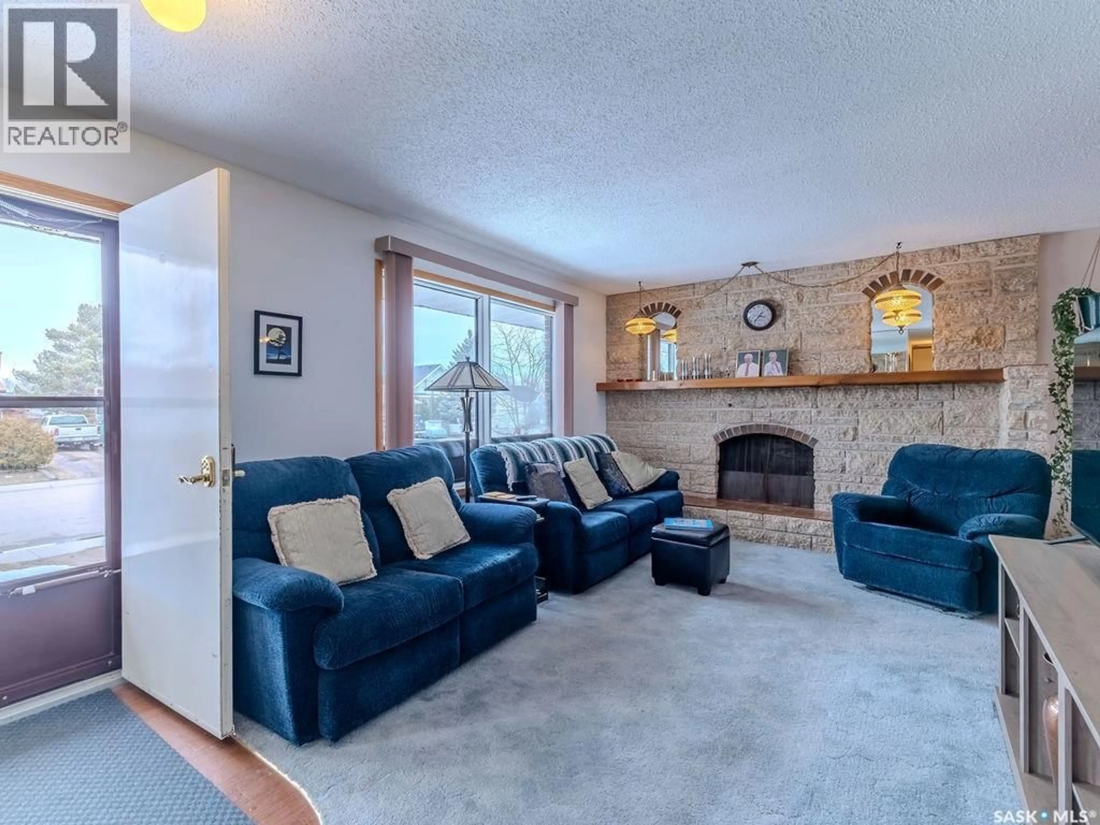 Living room with furniture, unknown for 226 1ST STREET, Martensville Saskatchewan S0K2T0