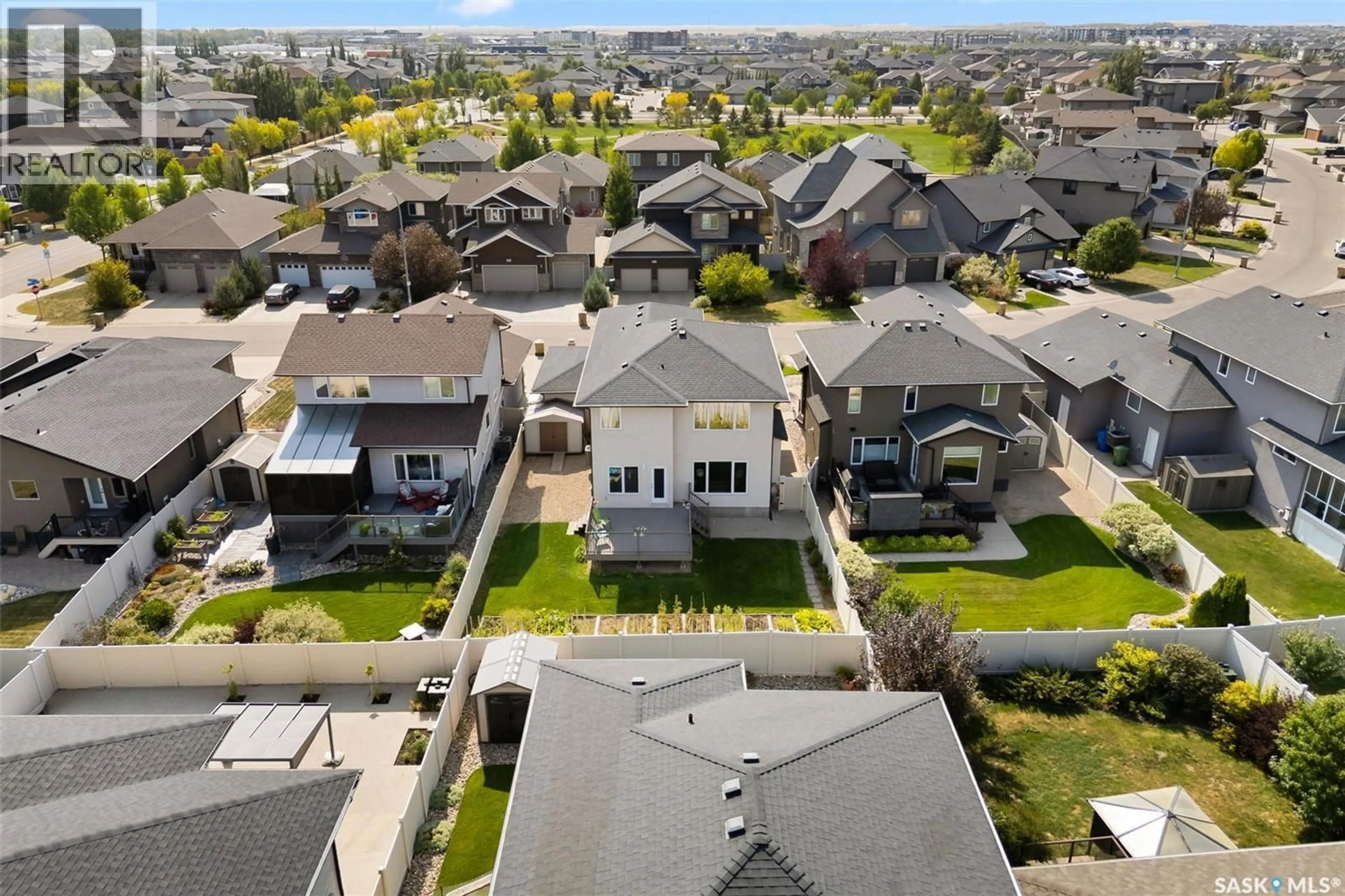 A pic from outside/outdoor area/front of a property/back of a property/a pic from drone, street for 4813 UPSON ROAD, Regina Saskatchewan S4W0A7