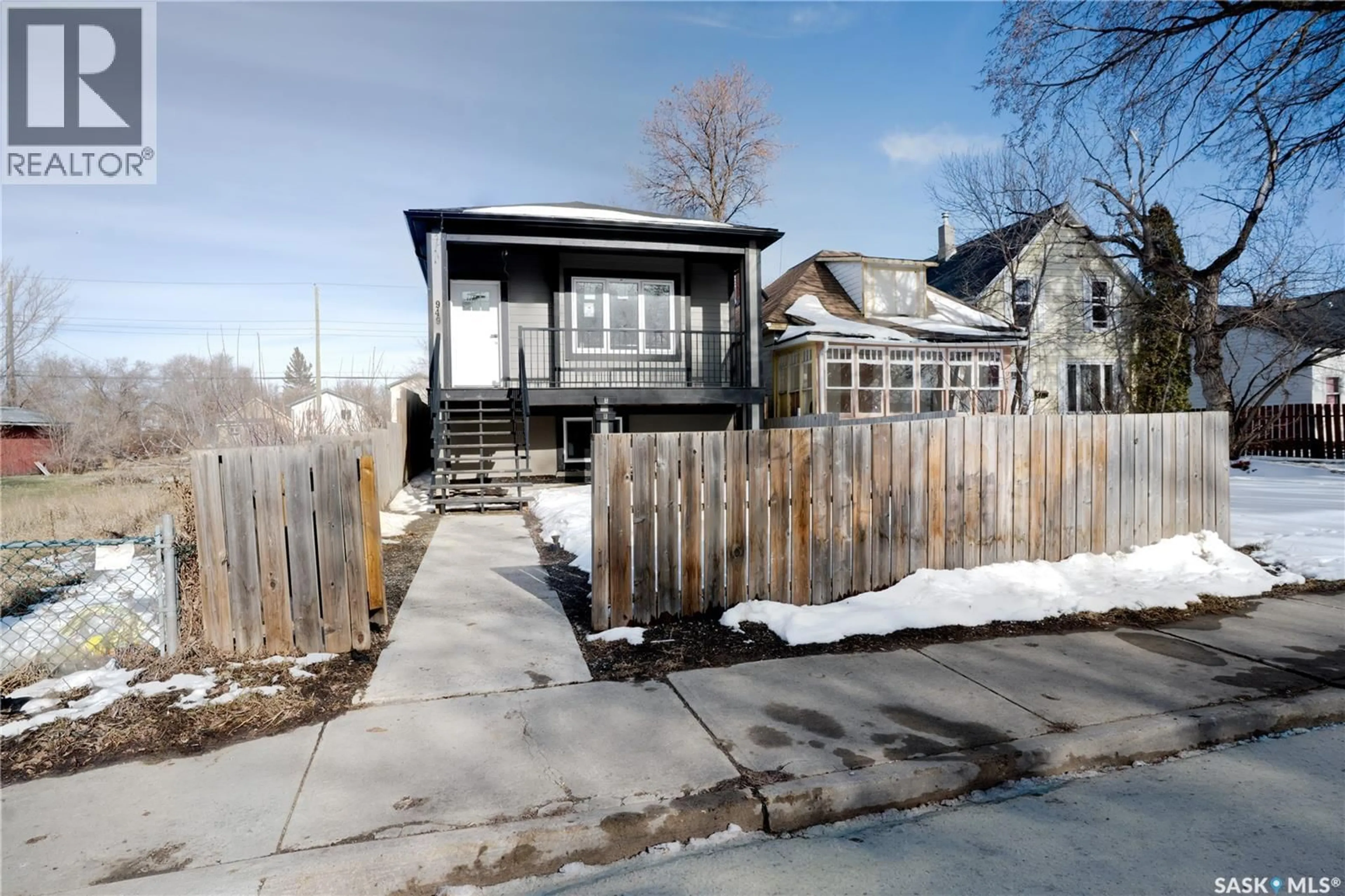 Unknown for 949 ROBINSON STREET, Regina Saskatchewan S4T2M6