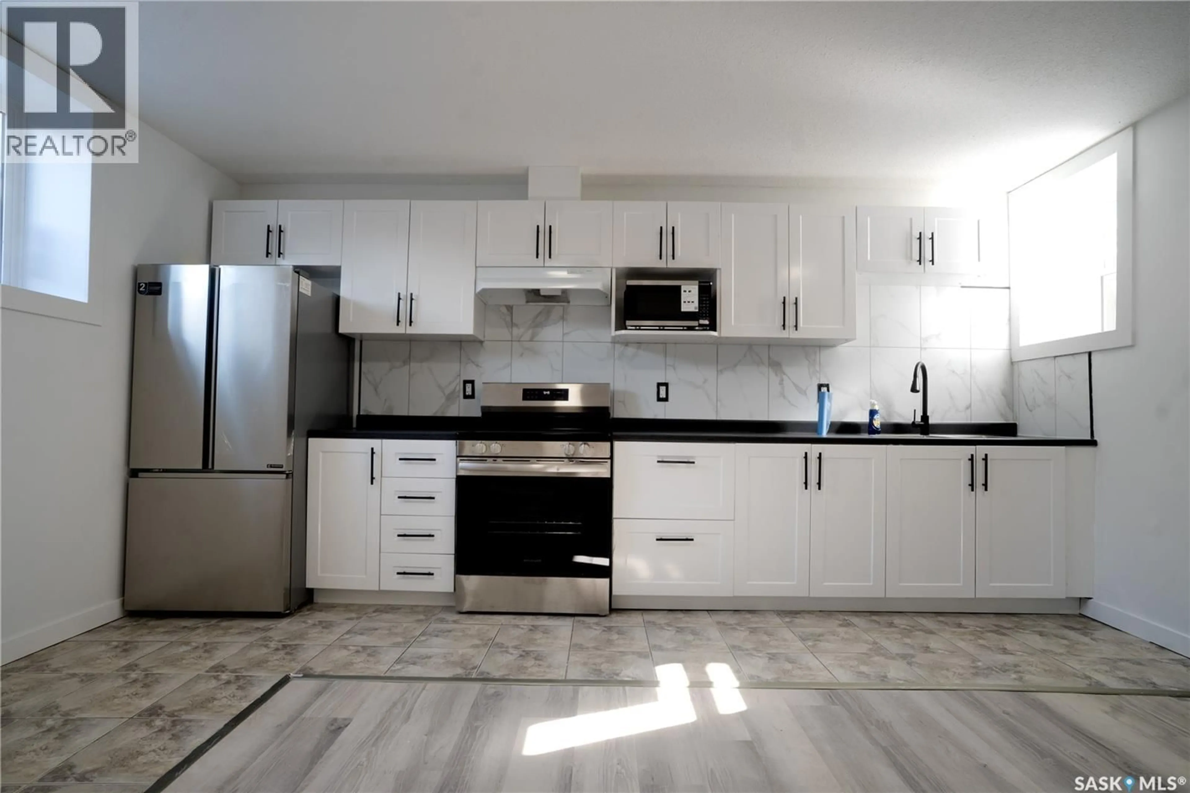 Open concept kitchen, unknown for 949 ROBINSON STREET, Regina Saskatchewan S4T2M6