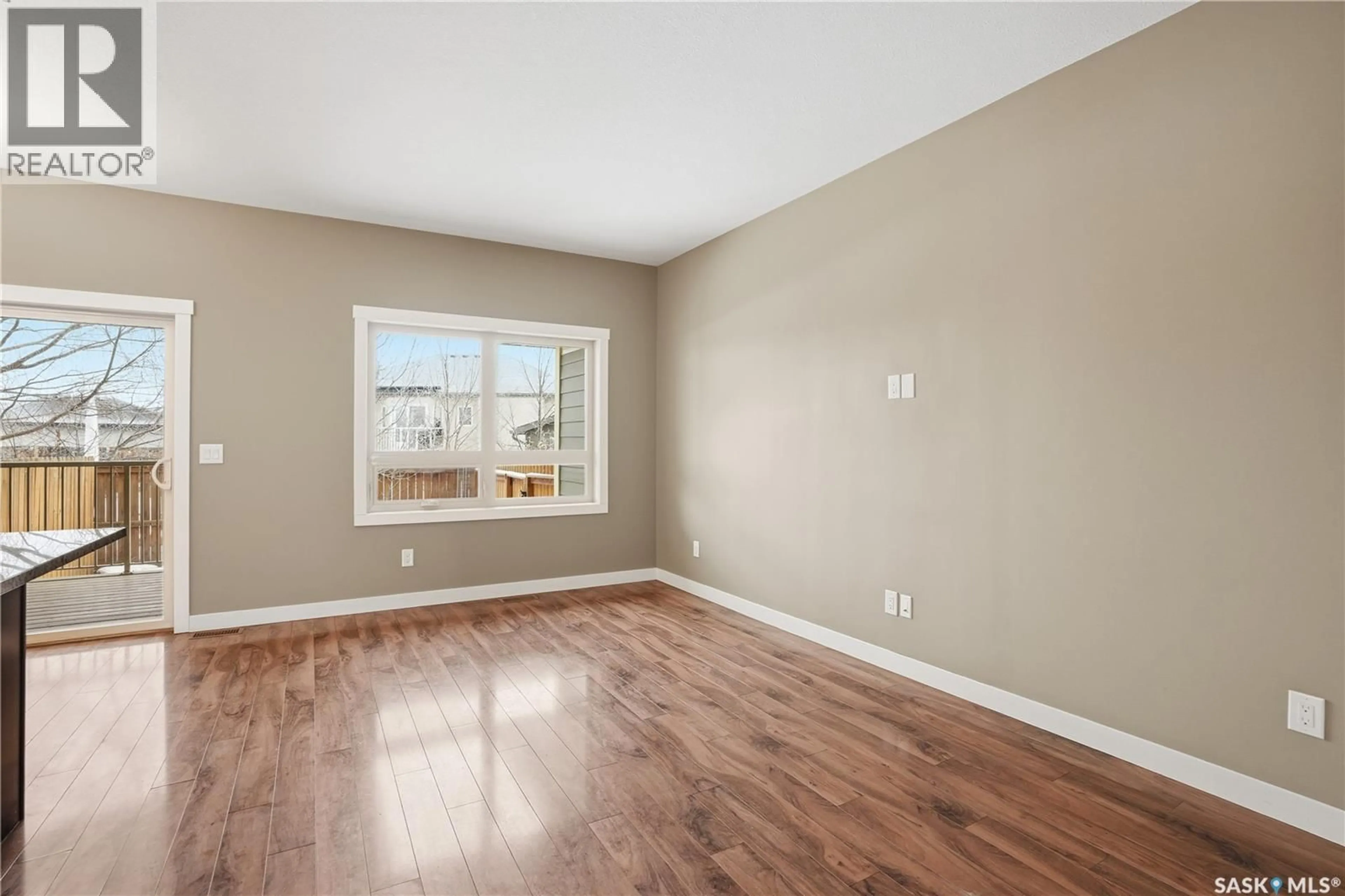 A pic of a room for 111 115 SHEPHERD CRESCENT, Saskatoon Saskatchewan S7W0P8