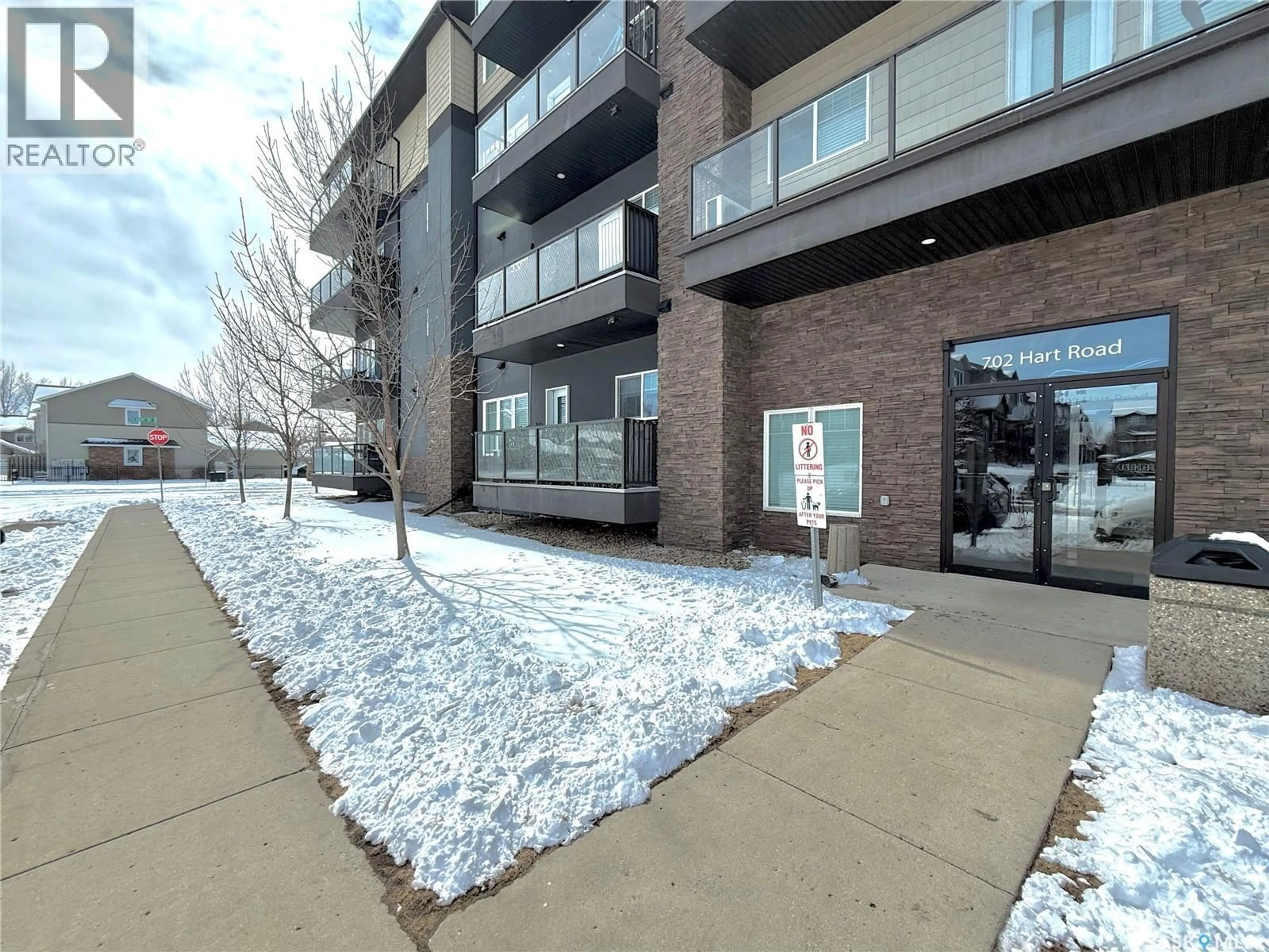 Unknown for 202 HART ROAD, Saskatoon Saskatchewan S7M4P4