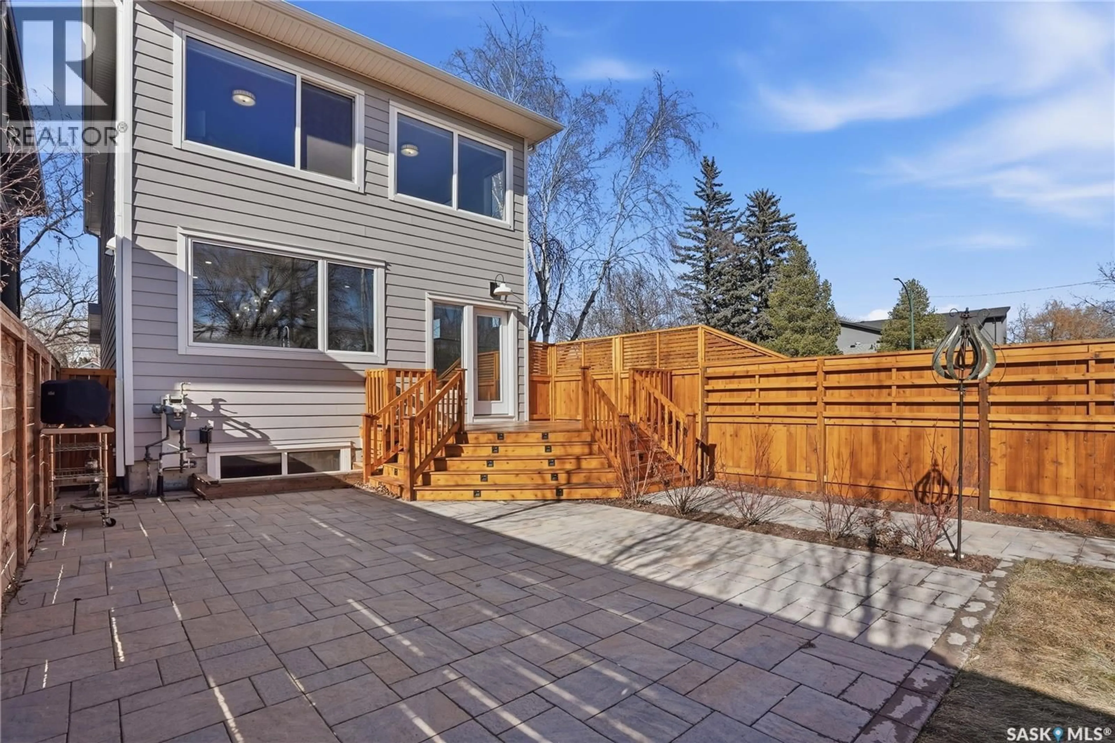 Patio, street for 738 MAIN STREET, Saskatoon Saskatchewan S7H0K1