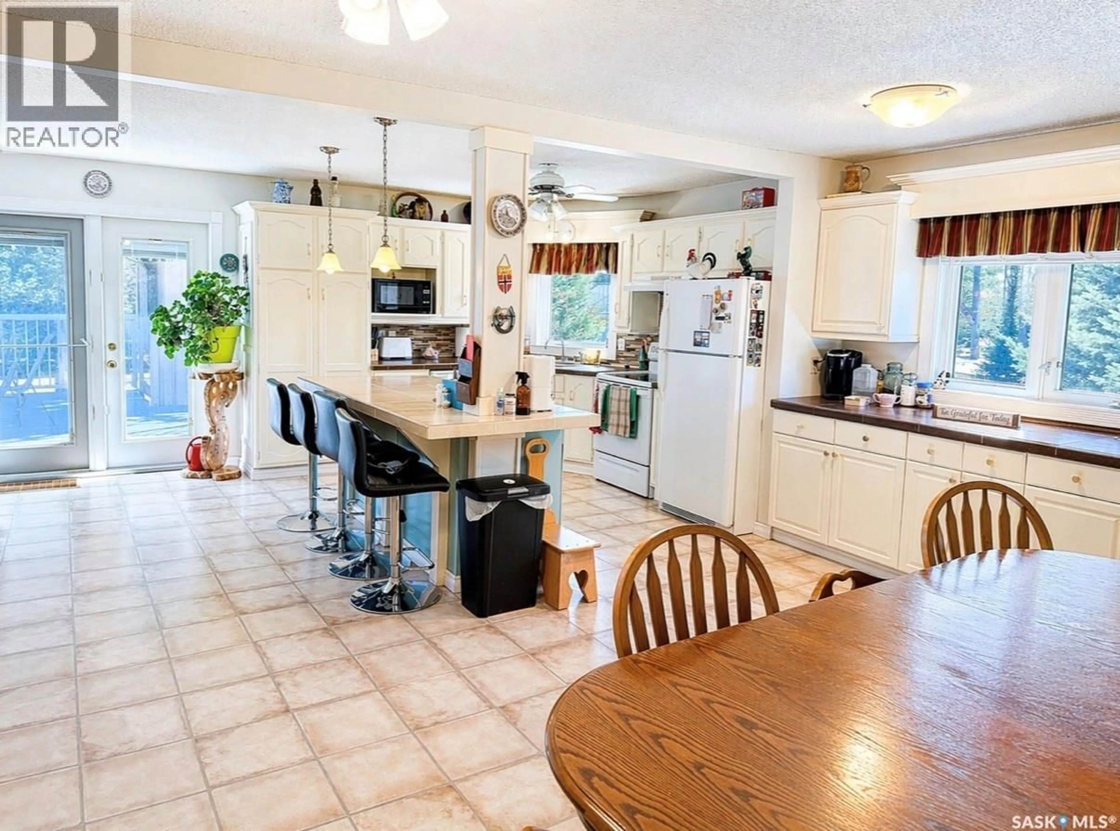 Open concept kitchen, ceramic/tile floor for 26 SARGENT CRESCENT, Maple Bush Rm No. 224 Saskatchewan S0H3P0