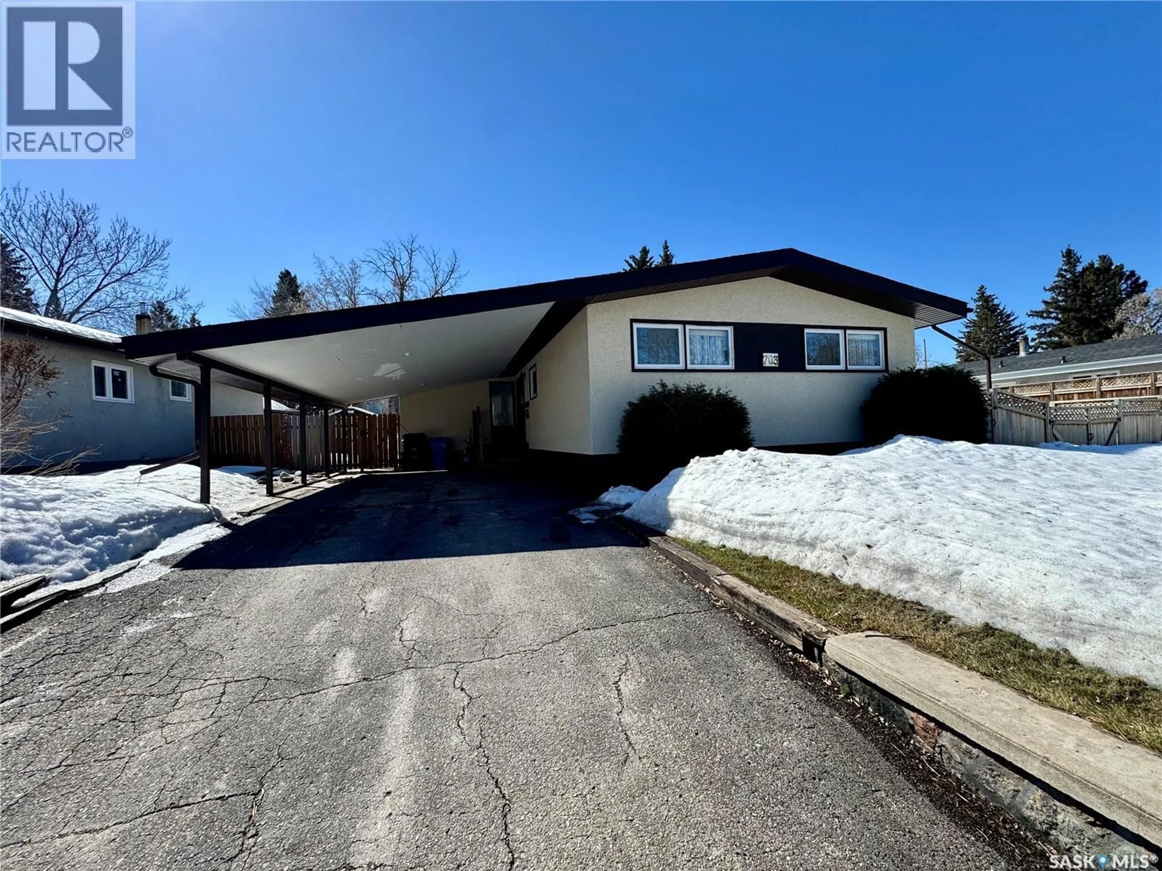 Unknown for 703 AGNEW STREET, Prince Albert Saskatchewan S6V2P2