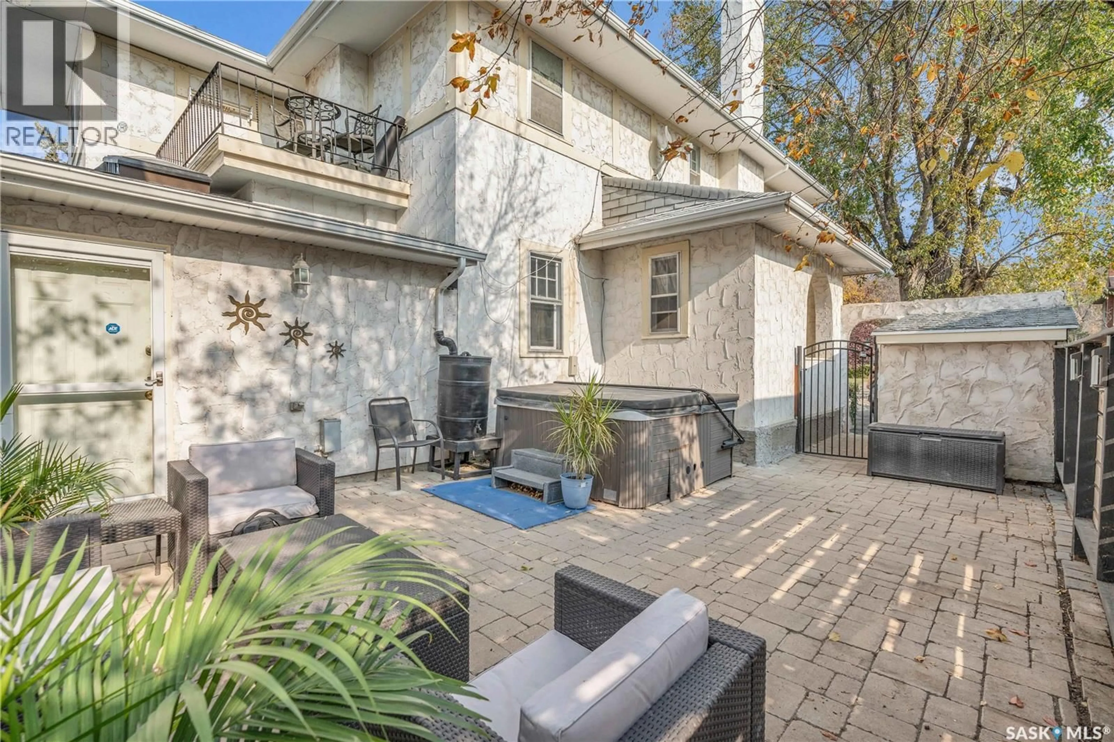 Patio, street for 3120 RAE STREET, Regina Saskatchewan S4S1S1