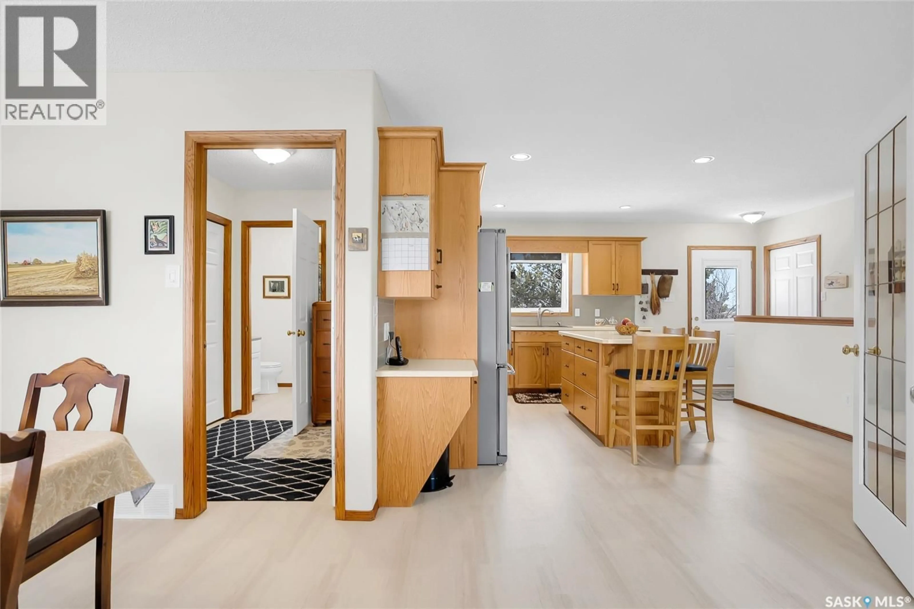 Open concept kitchen, unknown for SUNRISE SADDLERY ACREAGE, Corman Park Rm No. 344 Saskatchewan S0K0J0