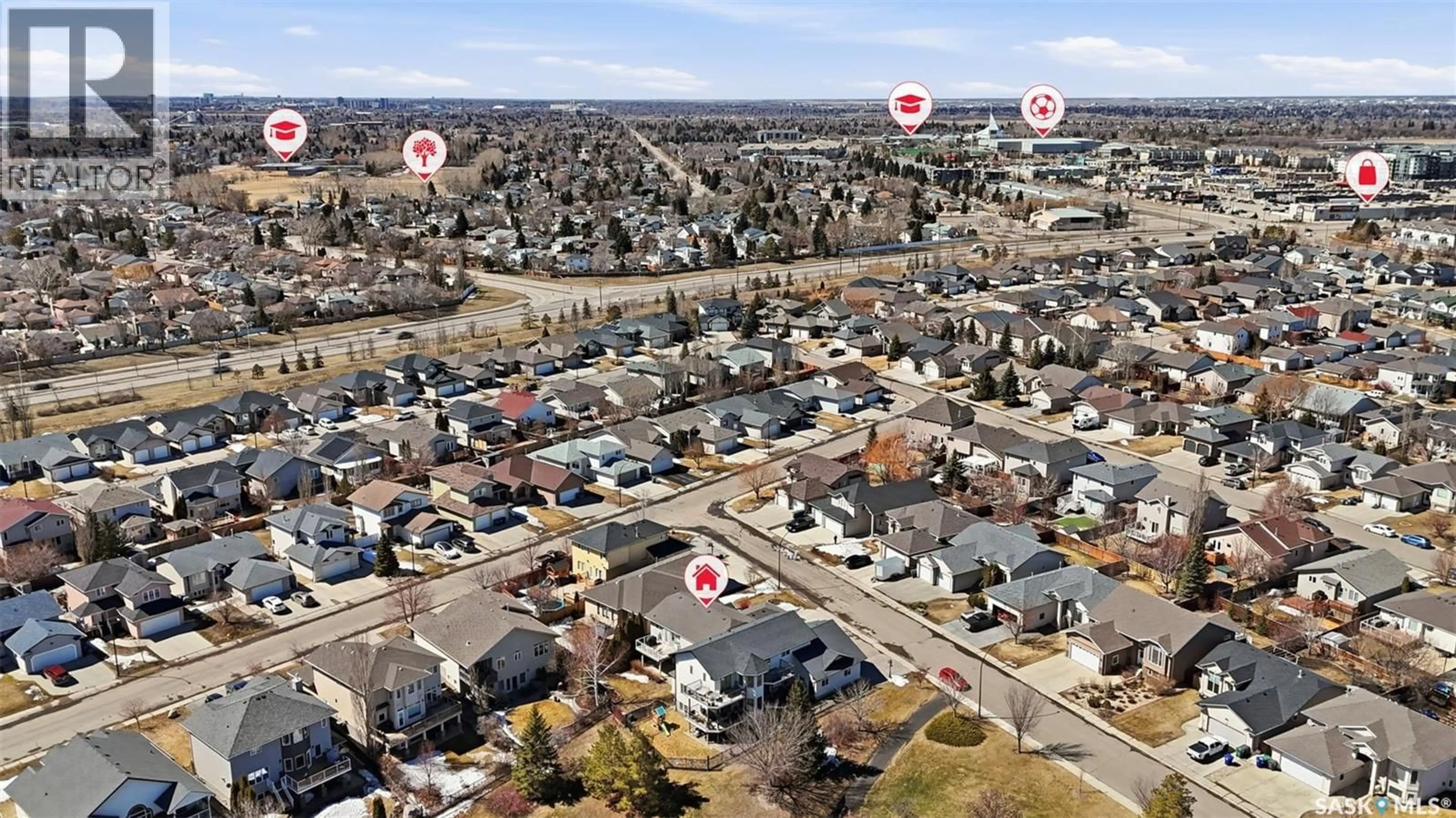 A pic from outside/outdoor area/front of a property/back of a property/a pic from drone, street for 511 GREAVES LANE, Saskatoon Saskatchewan S7W1A9