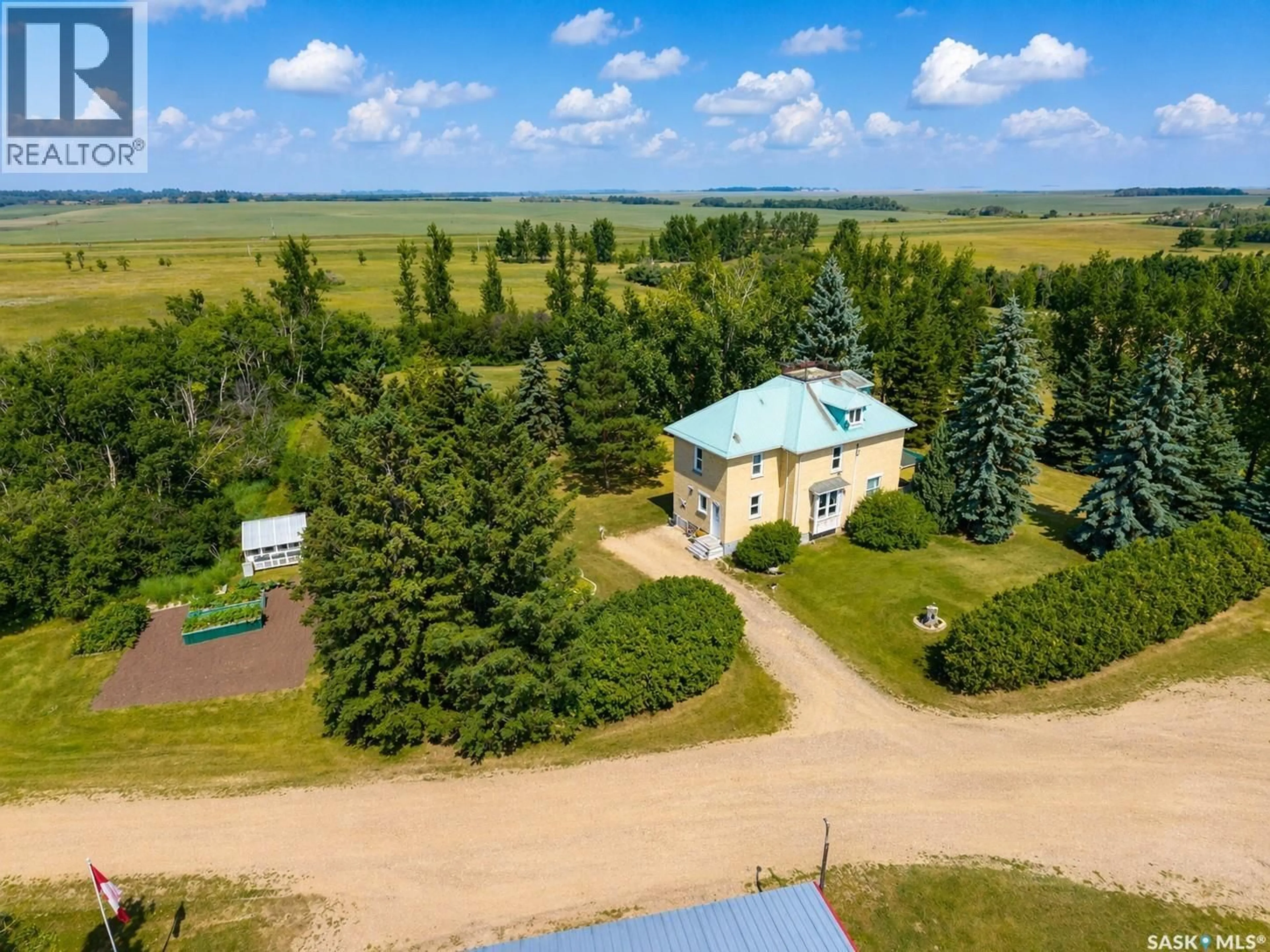 A pic from outside/outdoor area/front of a property/back of a property/a pic from drone, water/lake/river/ocean view for THORSON PROPERTY, South Qu'Appelle Rm No. 157 Saskatchewan S0G4A0